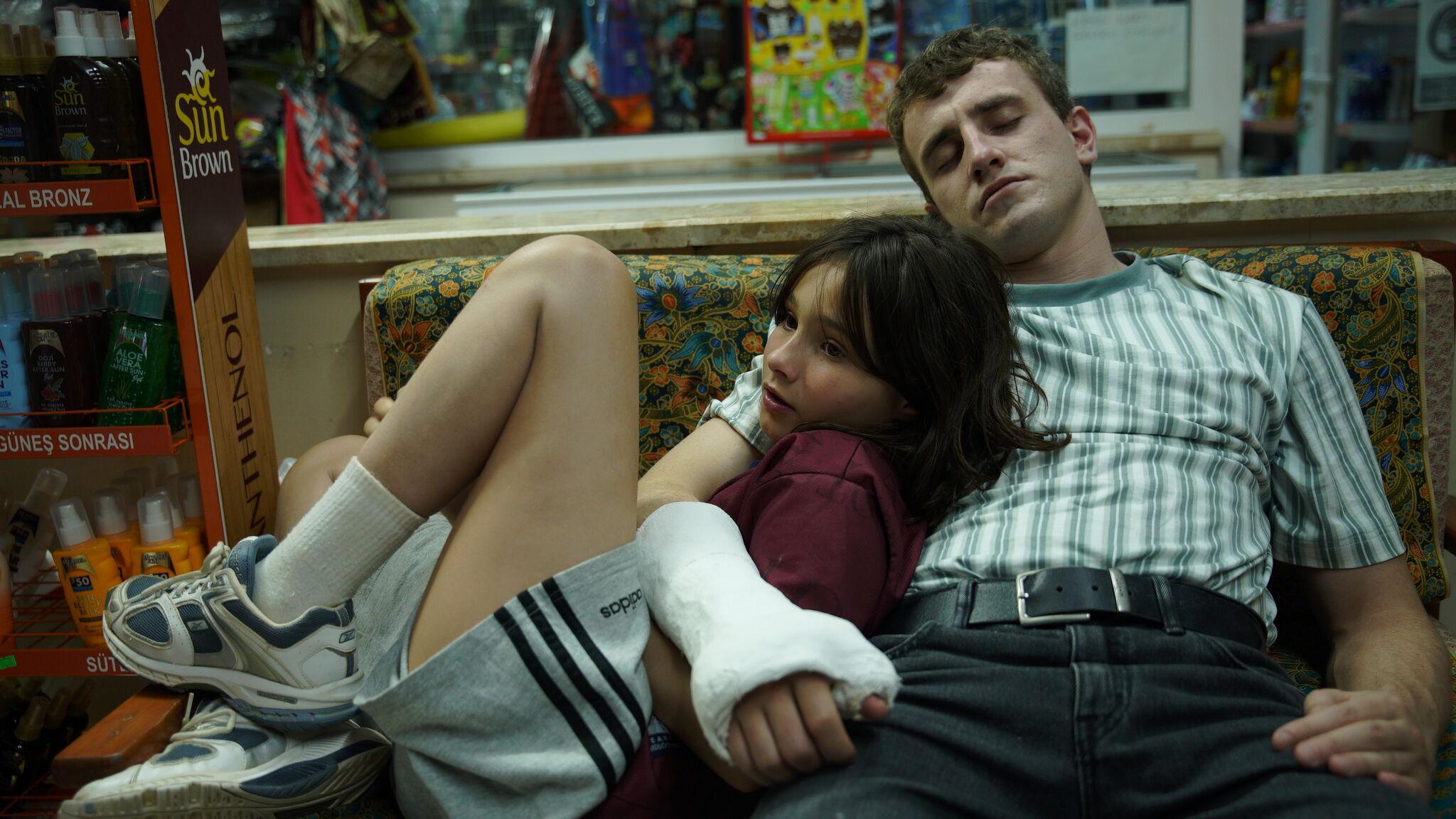 2048x1152 Aftersun': One of the best, most affecting films of the year