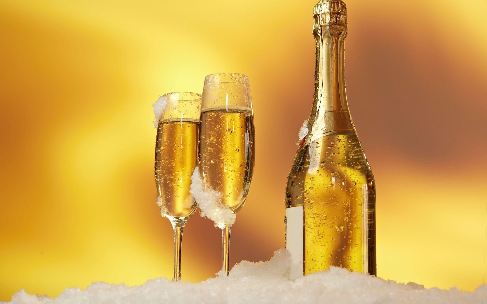 1920x1200 Champagne wine glasses bottle snow wallpaperx1200