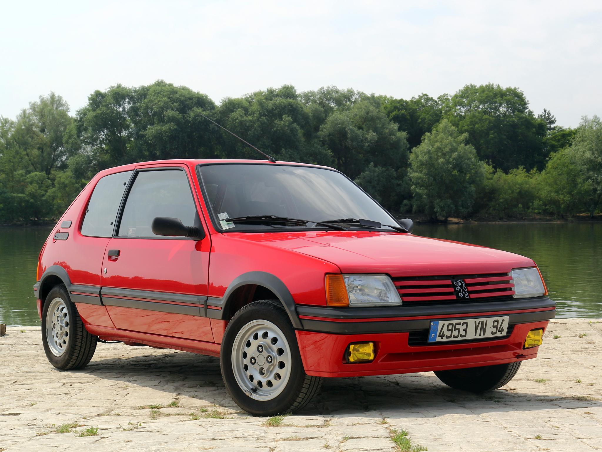 2048x1536 Peugeot 205 GTi
