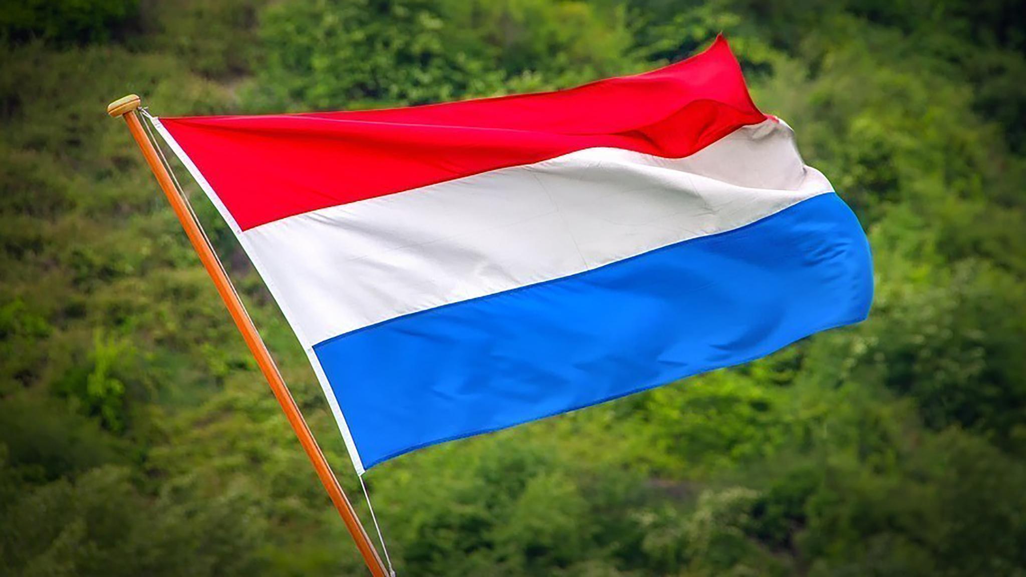 2048x1152 Flag of the Netherlands