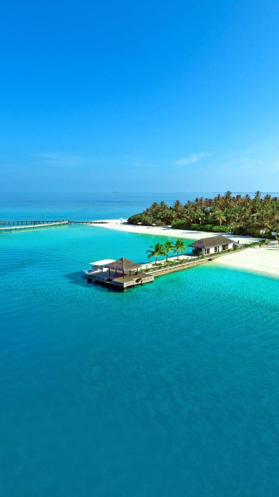 920x1636 Maldives Resort Light Blue Sea Island Wallpaper for phone