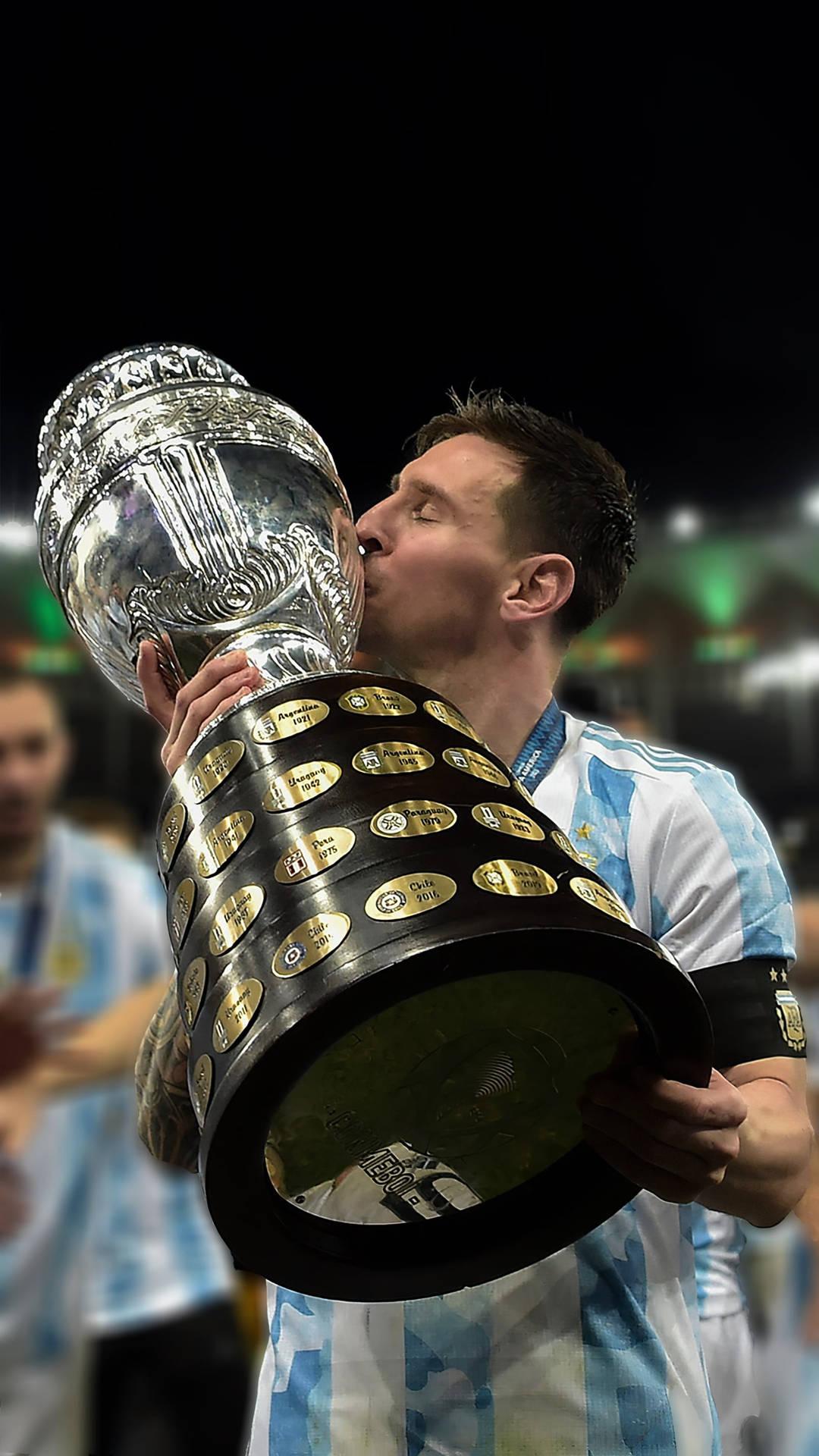1080x1920 Download Trophy Kiss Messi 4k Ultra HD Wallpaper