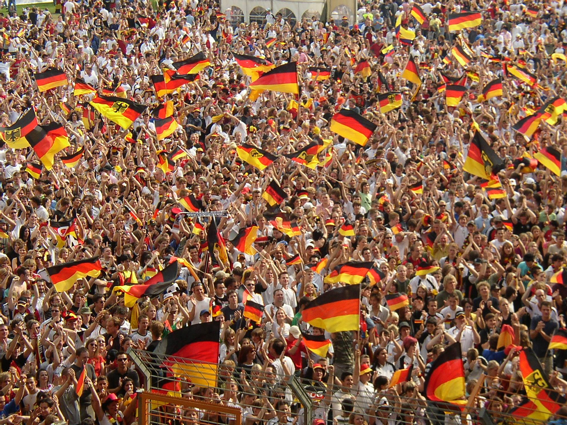 1984x1488 World Cup 2006 German fans