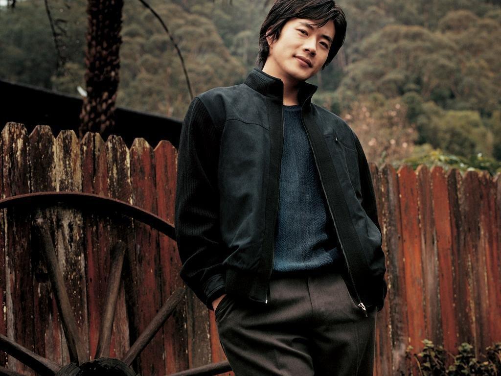 1024x768 Kwon Sang Woo Wallpaper