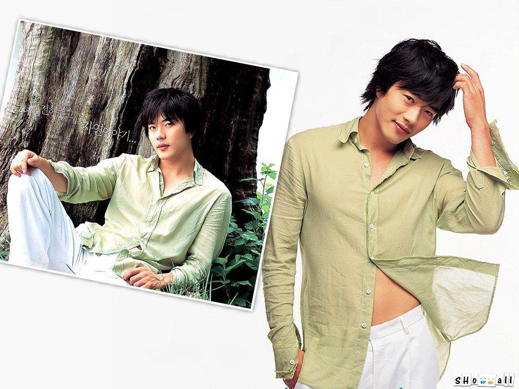 1024x768 Kwon Sang Woo Wallpaper
