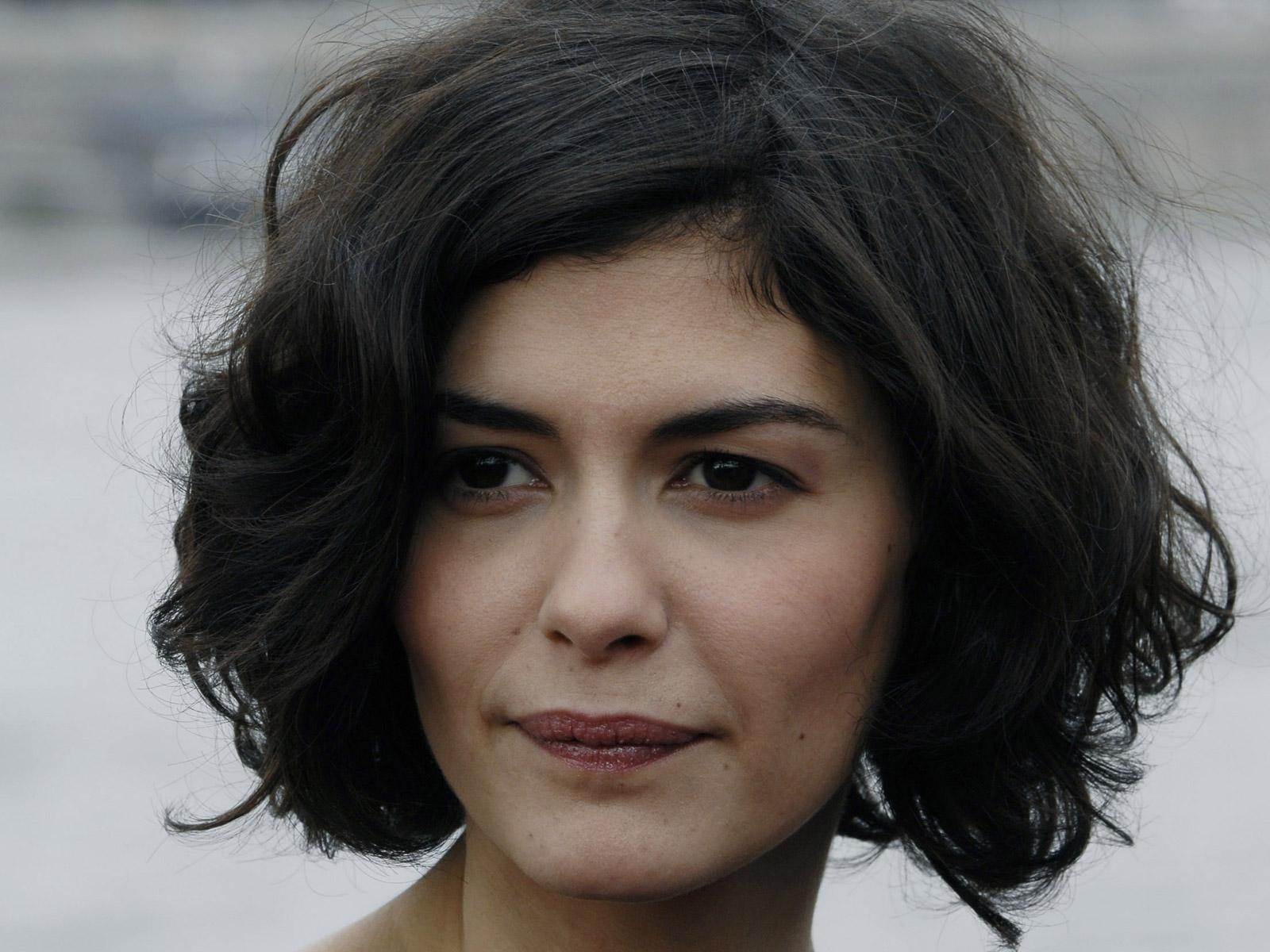 1600x1200 Photo Audrey Tautou Celebrities