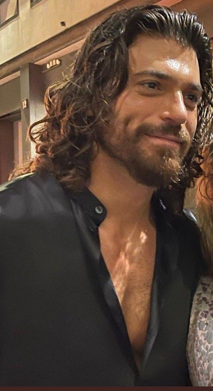 699x1280 People. Handsome italian men, Gorgeous men, Long hair styles men