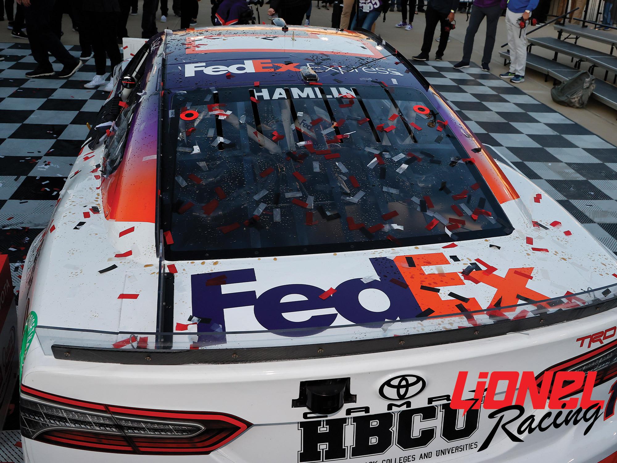 2000x1500 DENNY HAMLIN 2022 FEDEX EXPRESS RICHMOND RACE WIN 1:24 ELITE DIECAST