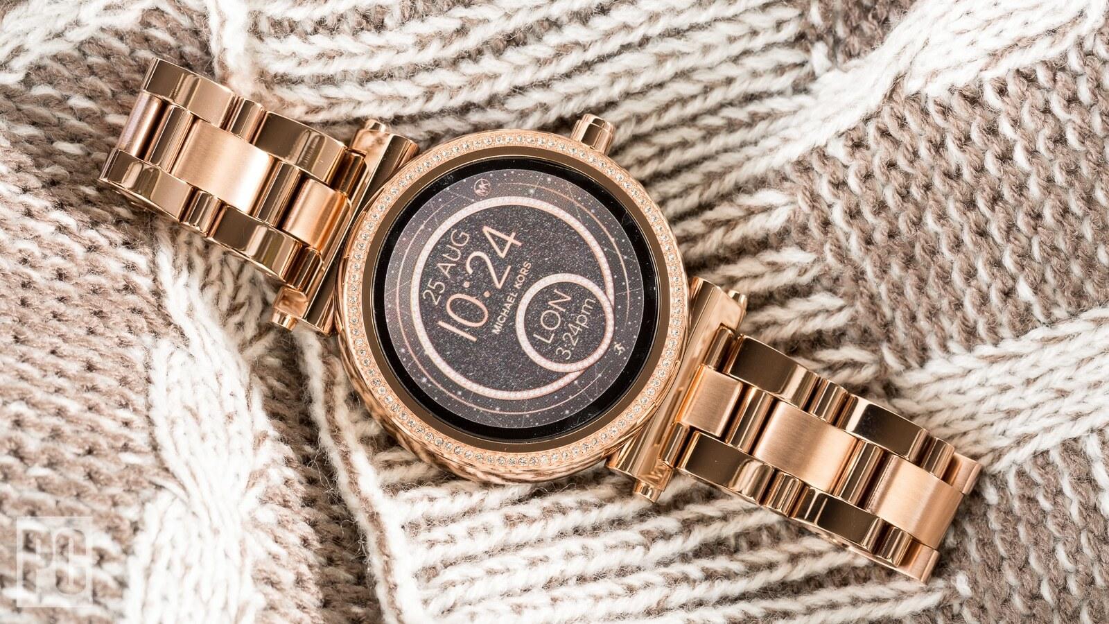 1600x900 Michael Kors Access Sofie Review