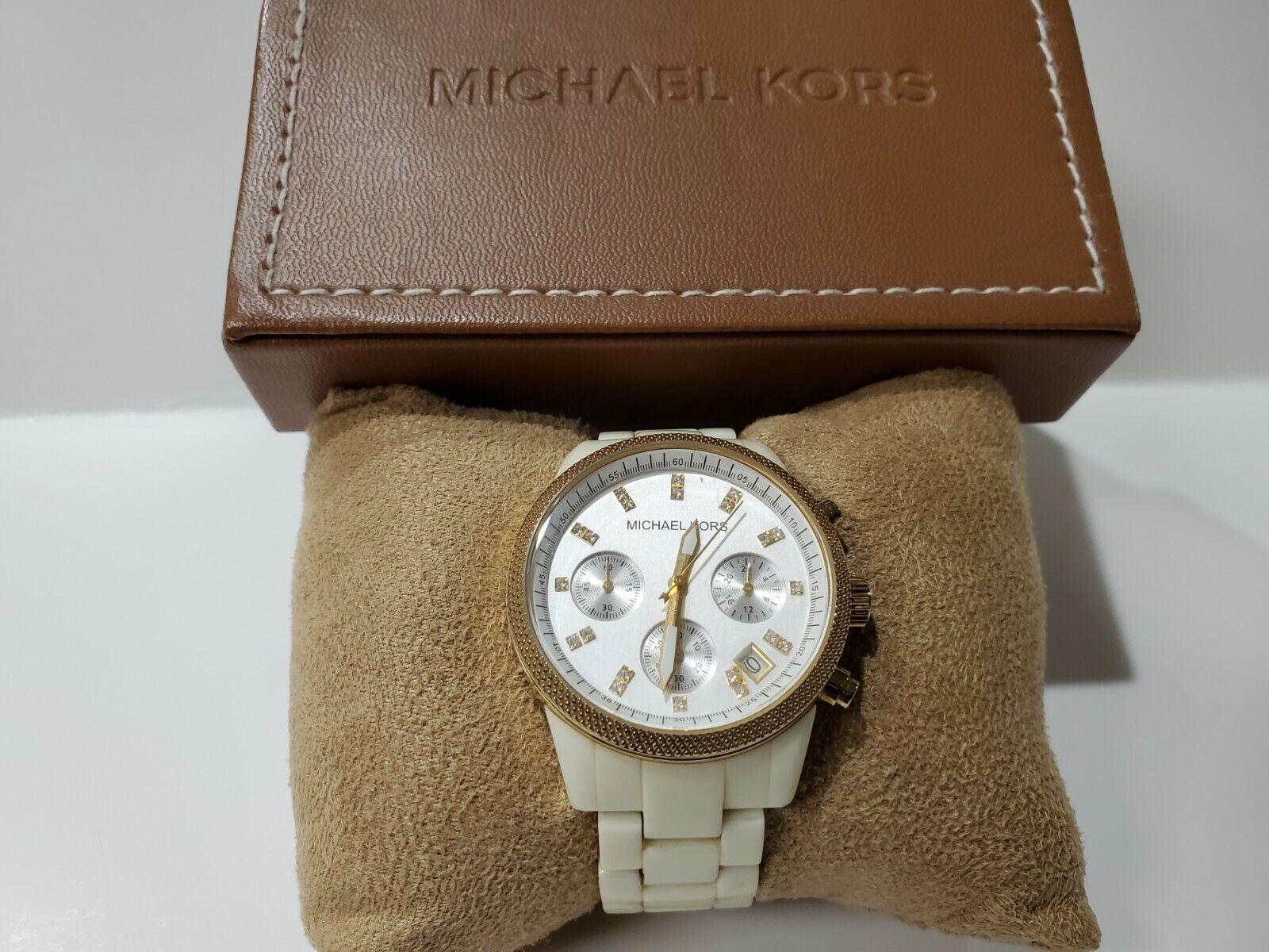 1600x1200 Michael Kors MK5189 White Ceramic Dial Yellow Gold Bezel Watch