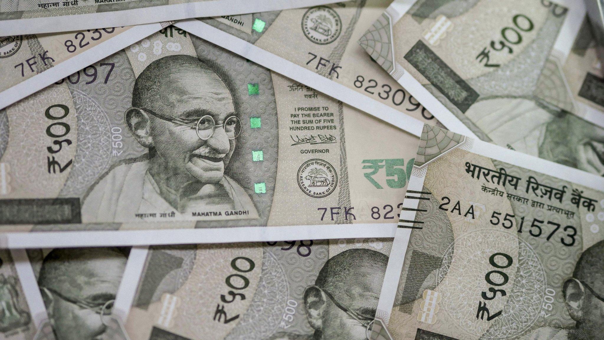 2048x1152 Indian Rupee Drops To Near Record Low Despite Modi's Efforts