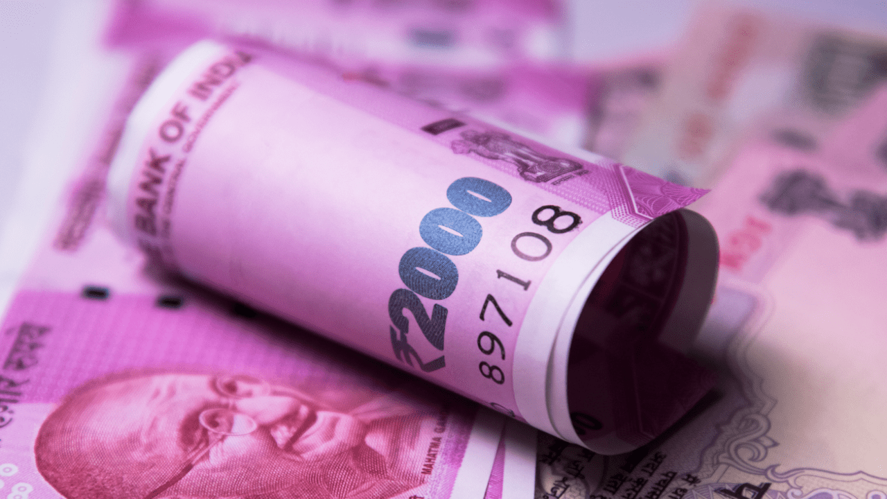 1280x720 Rupee could see a downside in the short term