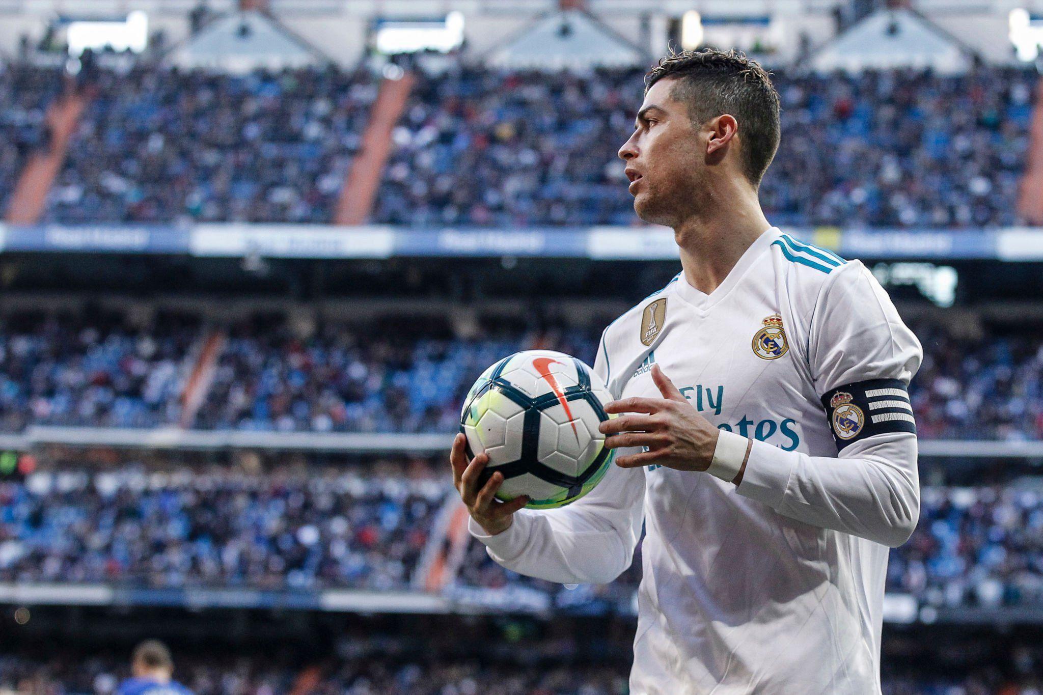 2048x1365 Wallpaper Football. Cristiano ronaldo wallpaper, Ronaldo wallpaper, Real madrid wallpaper