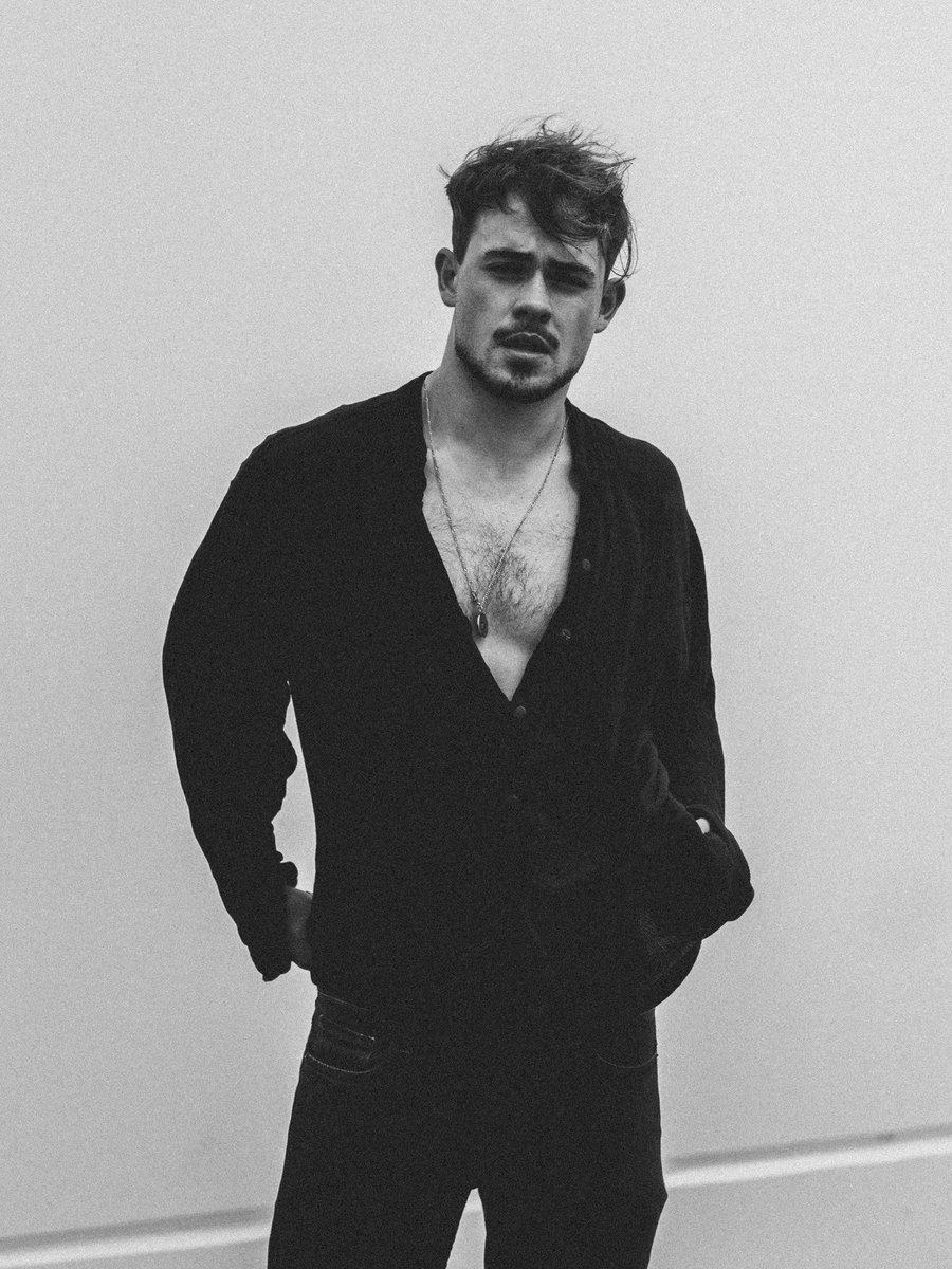 900x1200 Dacre Montgomery