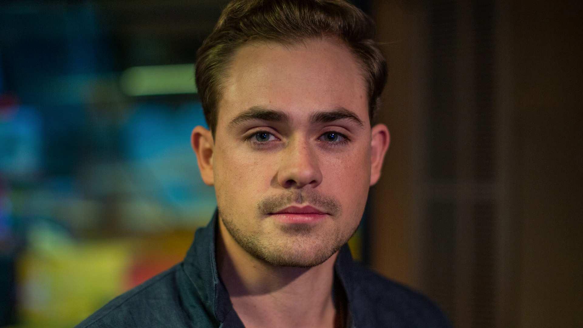 Dacre Montgomery Wallpapers Top Free Dacre Montgomery Backgrounds Wallpaperaccess 3556