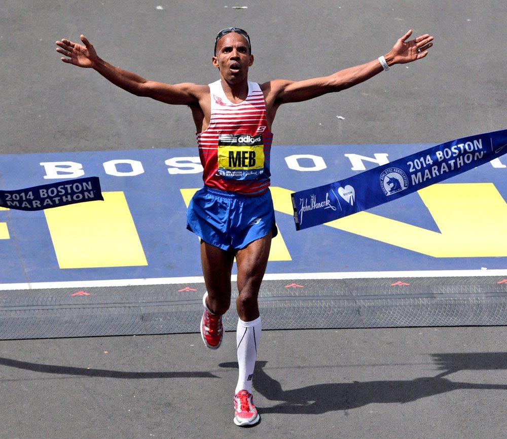 1000x866 Photos: The 2014 Boston Marathon