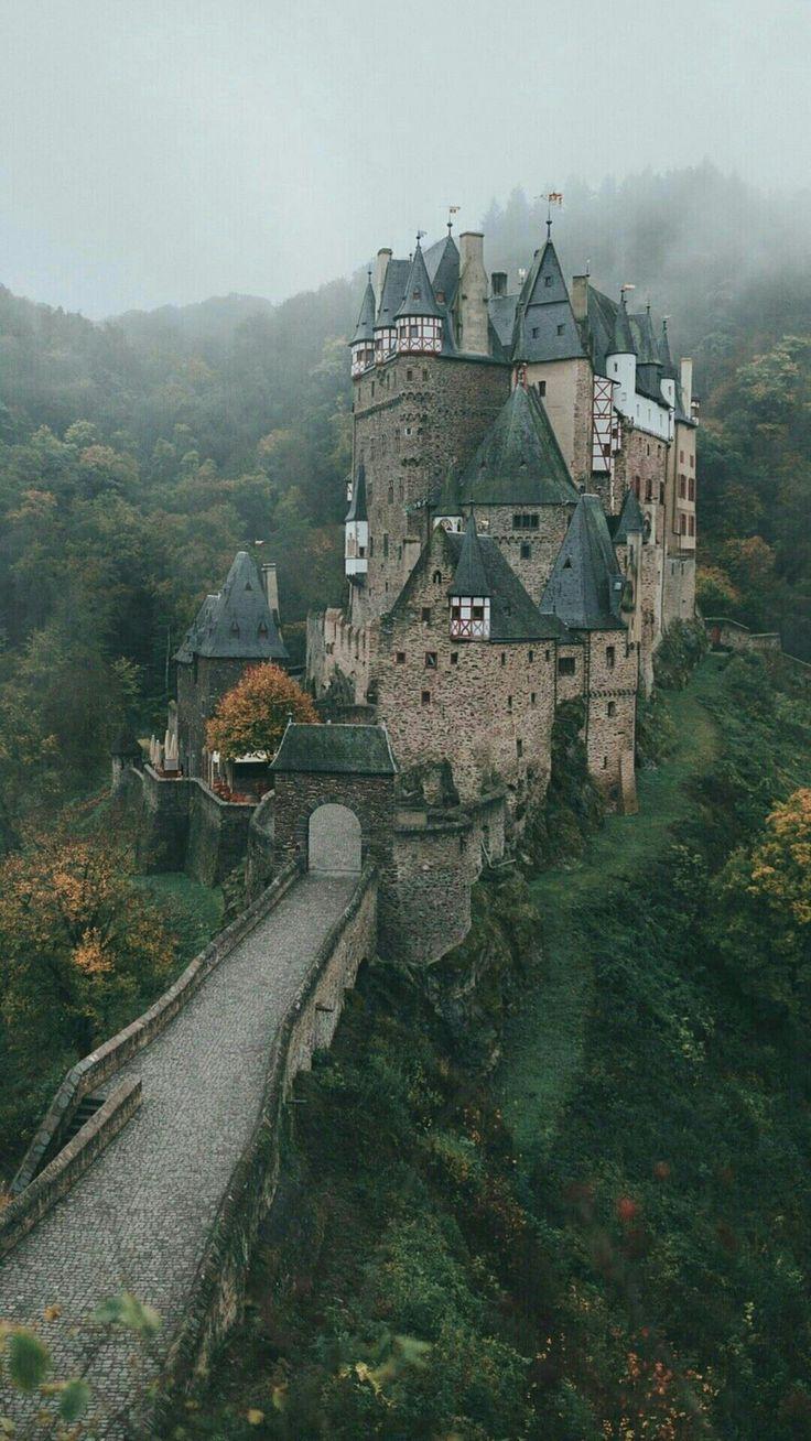 736x1308 Old castle wallpaper