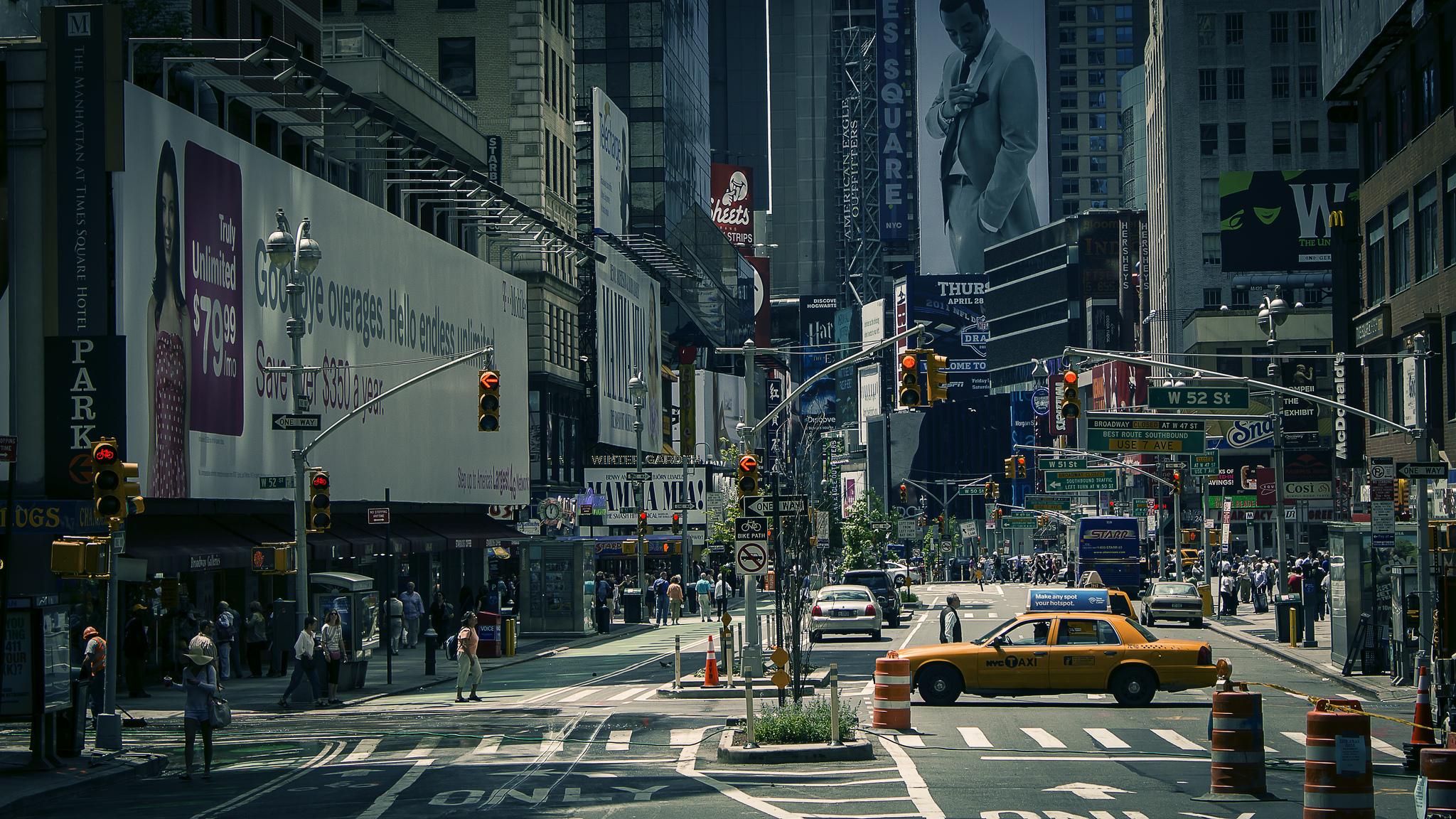 2048x1152 new, York, City, Usa, City, Street, Road, People, Traffic, Lights, Cars, Taxi Wallpaper HD / Desktop and Mobile Background