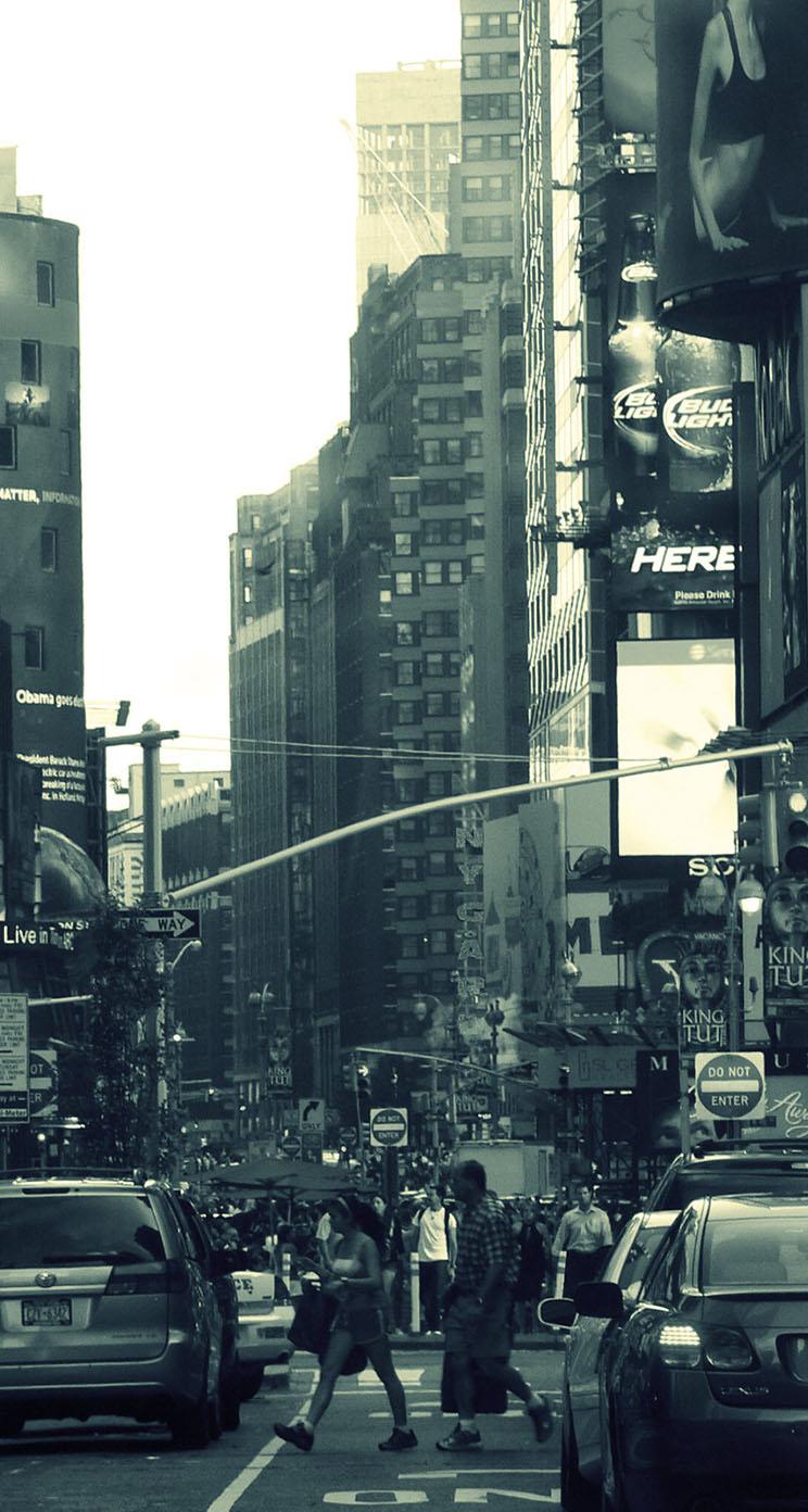 744x1392 The iPhone Wallpaper Manhattan New York Traffic