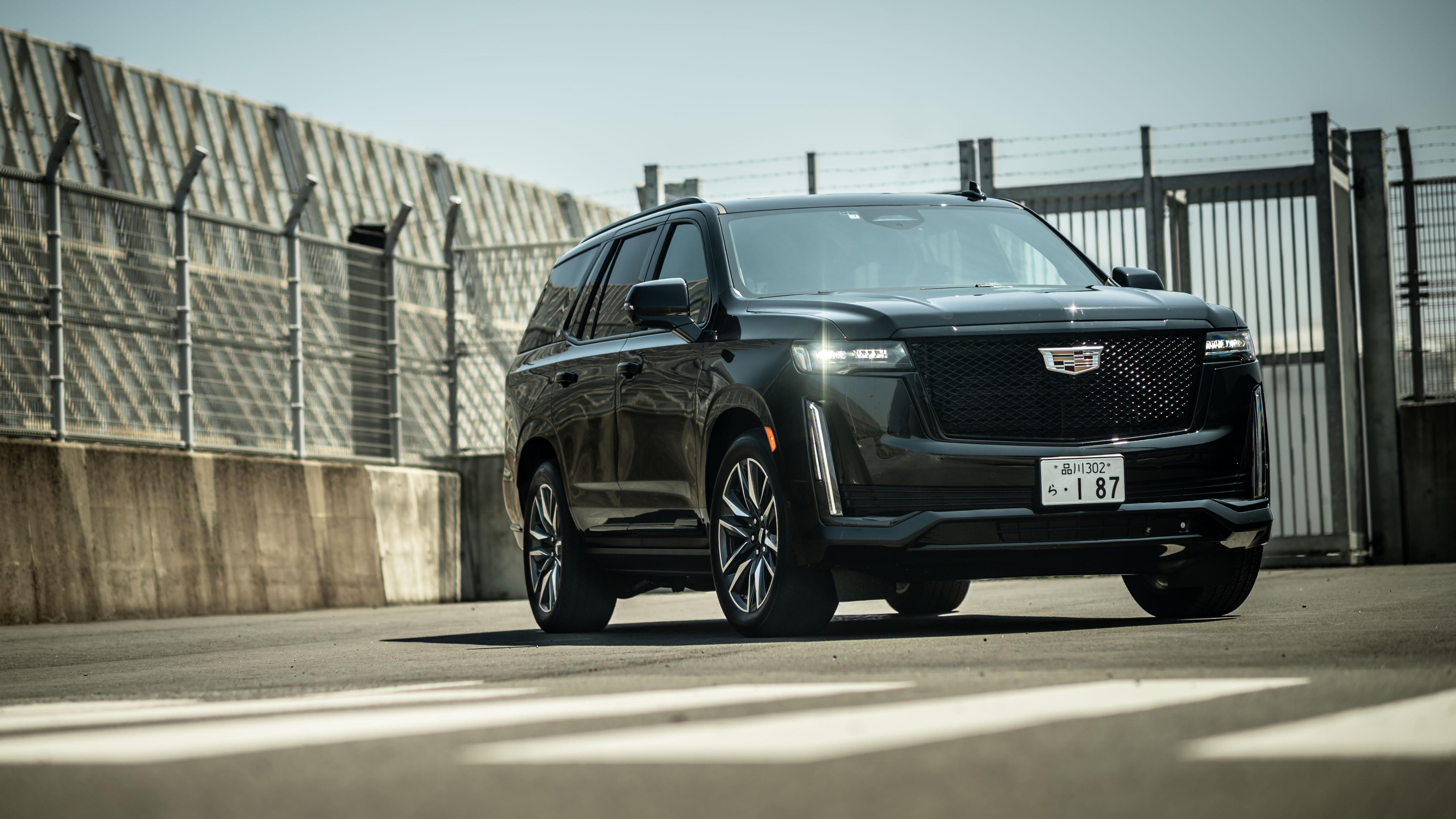 5120x2880 Cadillac escalade Wallpaper