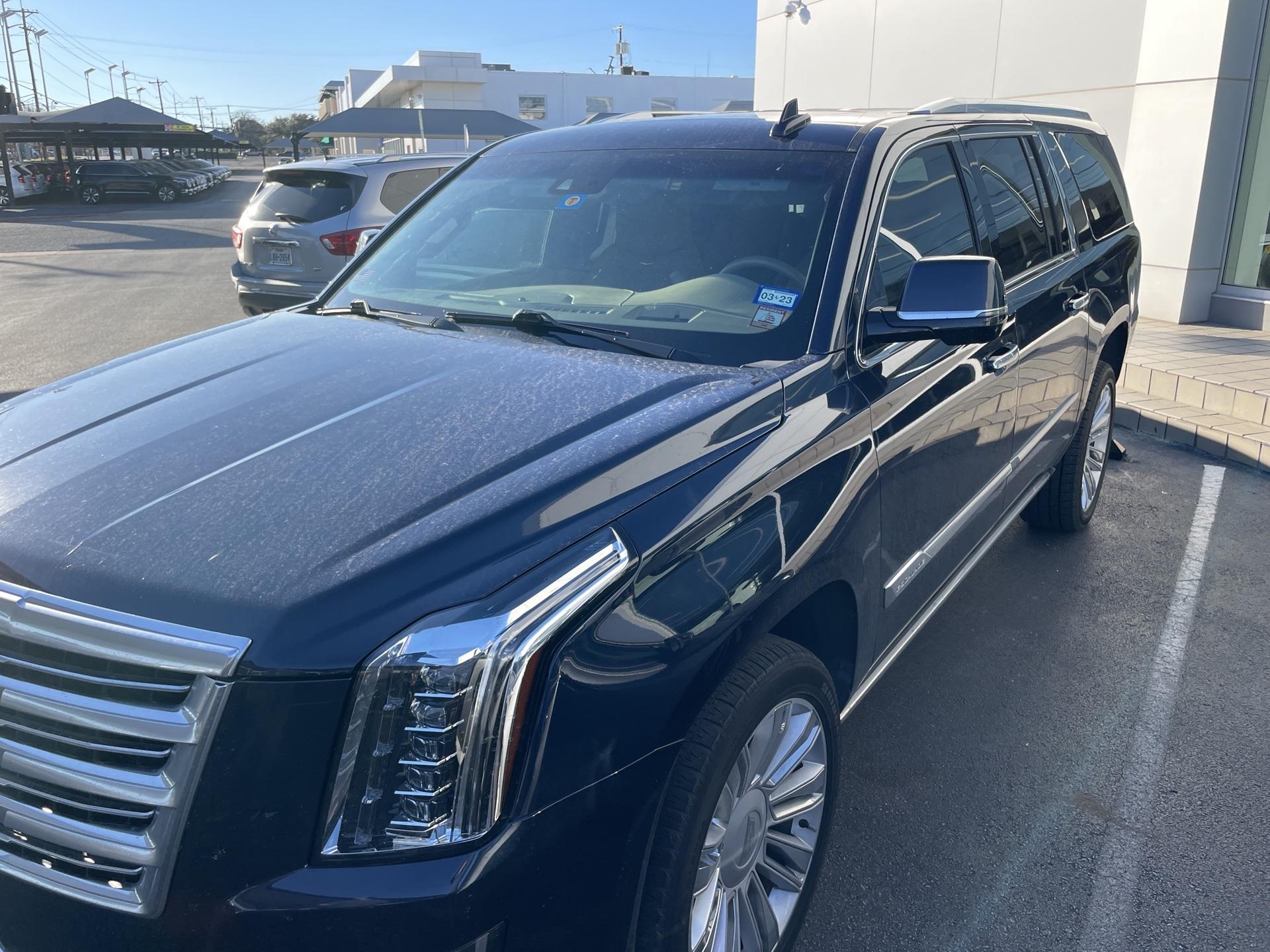 1920x1440 Pre Owned 2019 Cadillac Escalade ESV Platinum Edition 4D Sport Utility In Fort Worth #B26100A