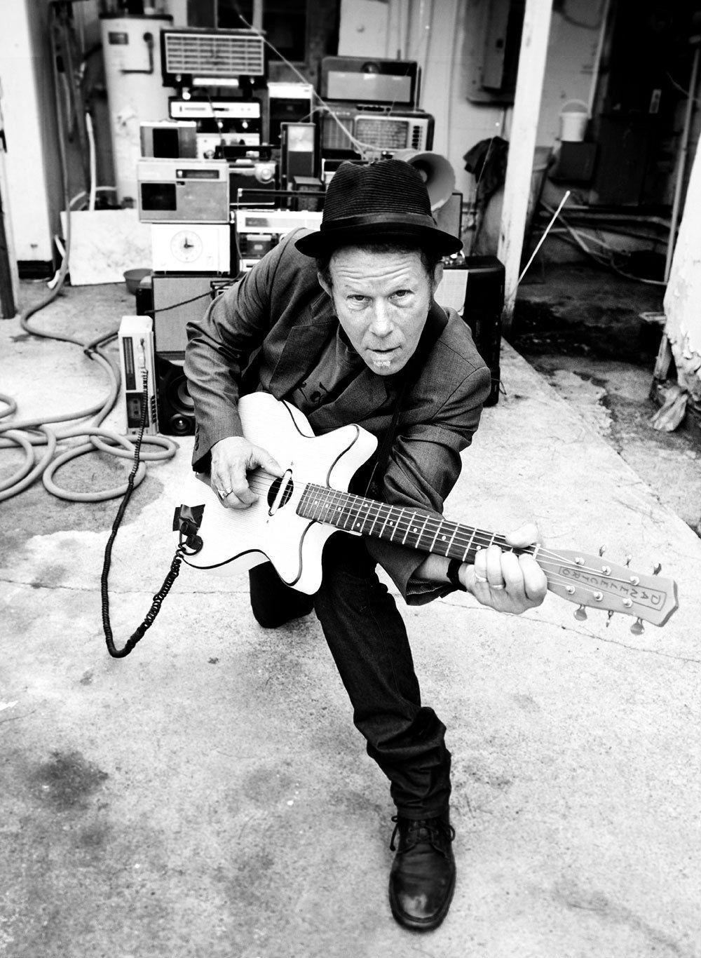 1000x1366 Tom Waits Wallpaper