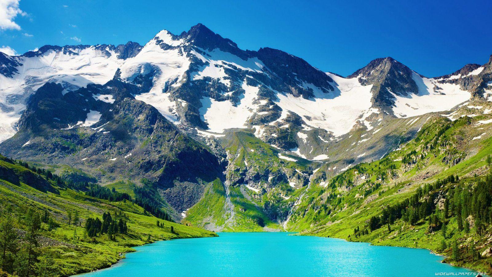 1600x900 Beautiful Mountain Wallpaper