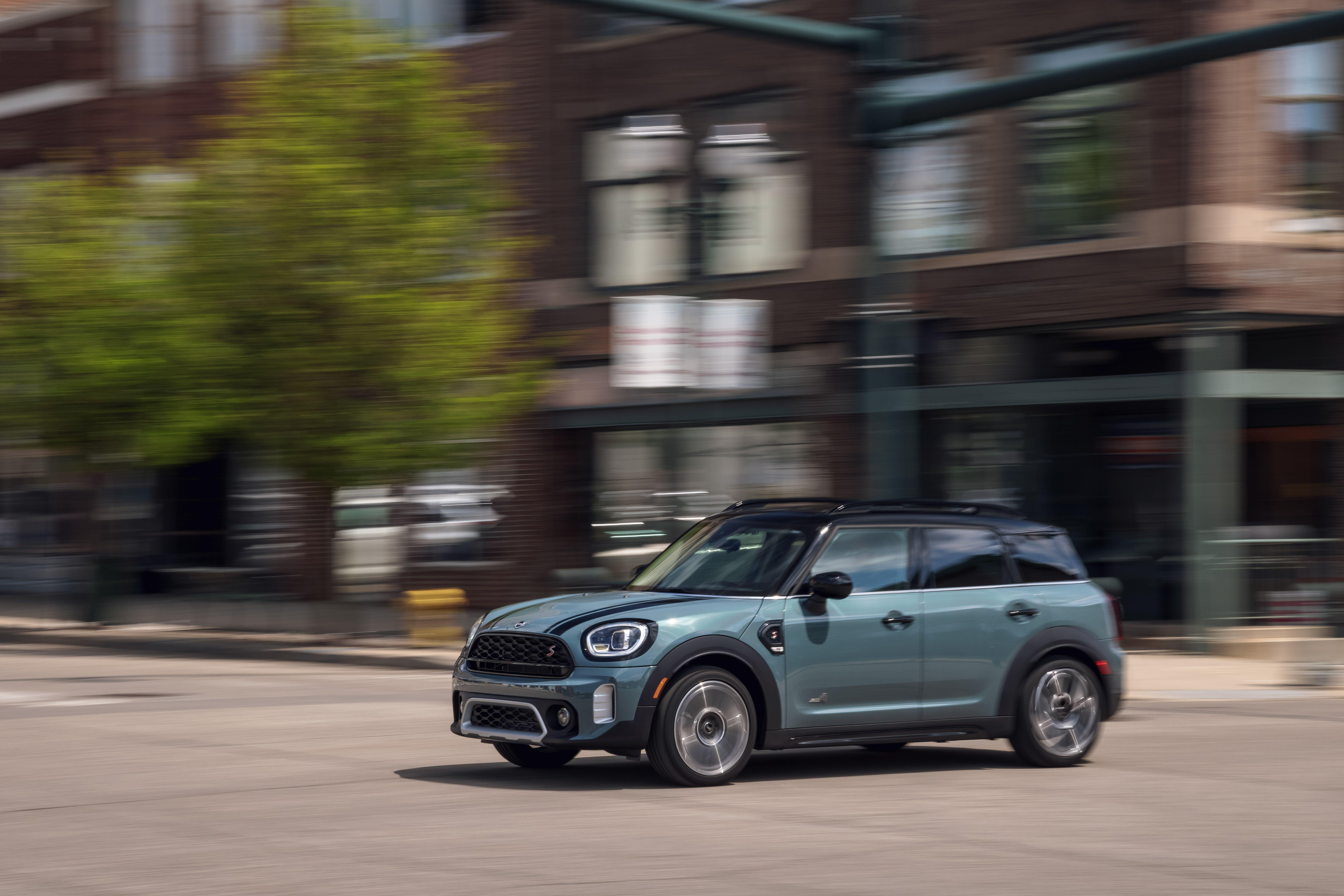 7450x4969 View Photo of the 2021 Mini Cooper Countryman S ALL4