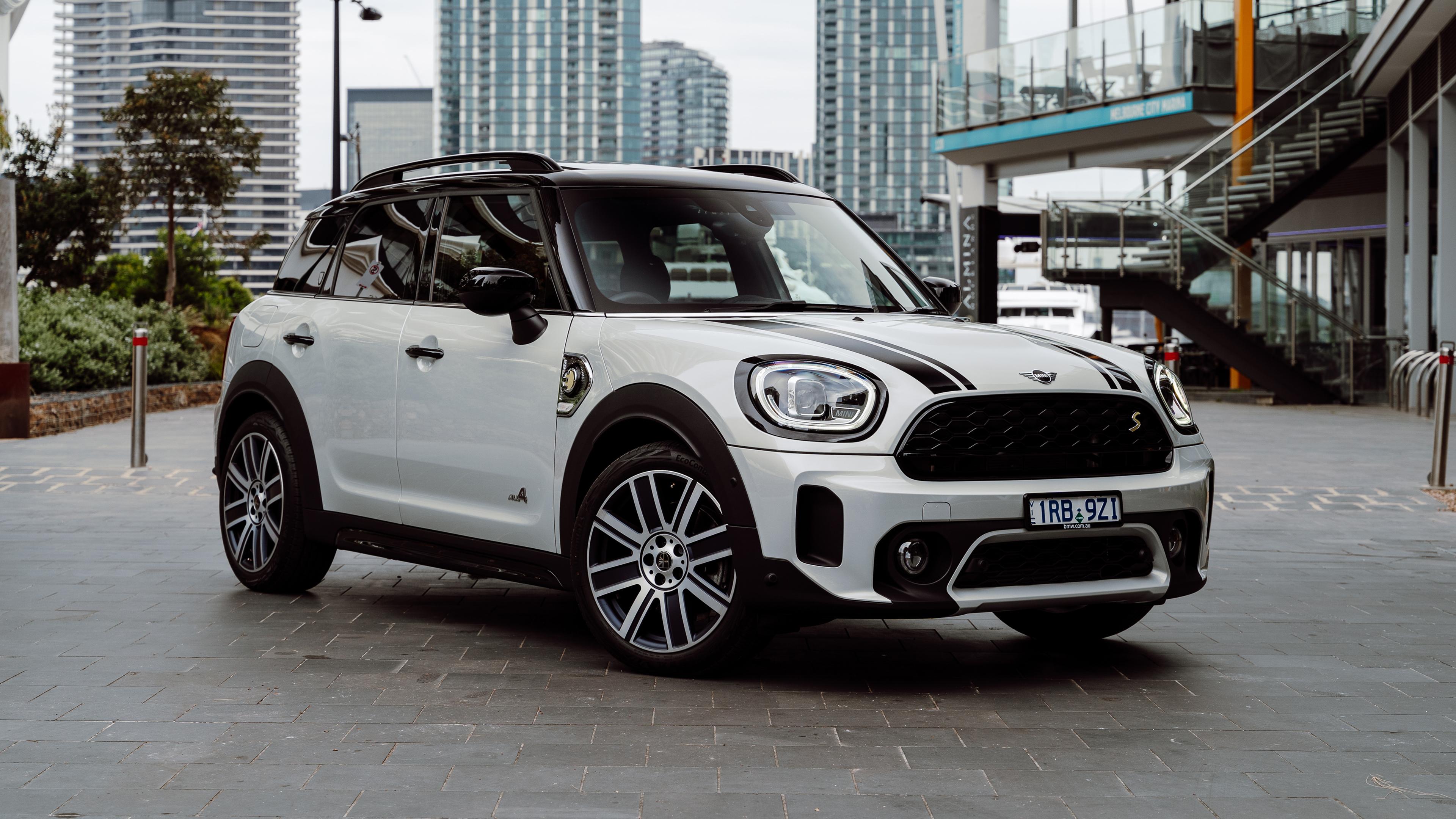 3840x2160 Mini Countryman Wallpaper