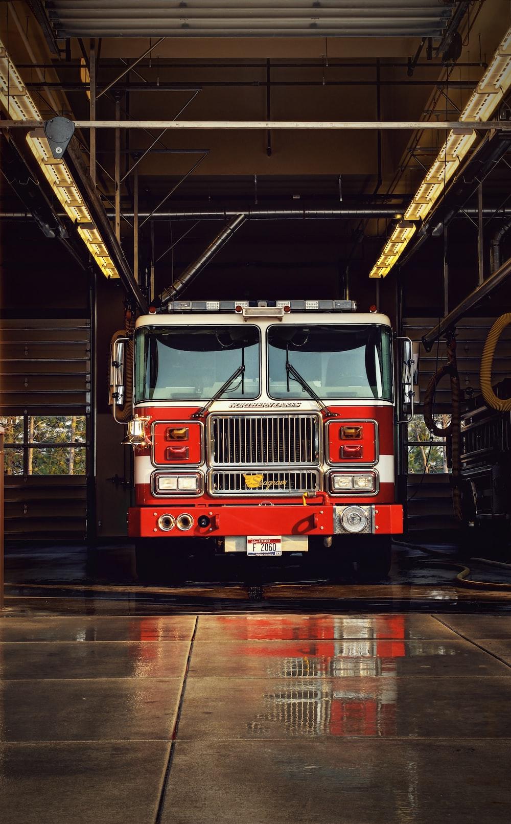 1000x1612 Best Fire Truck Picture [HD]. Download Free Image