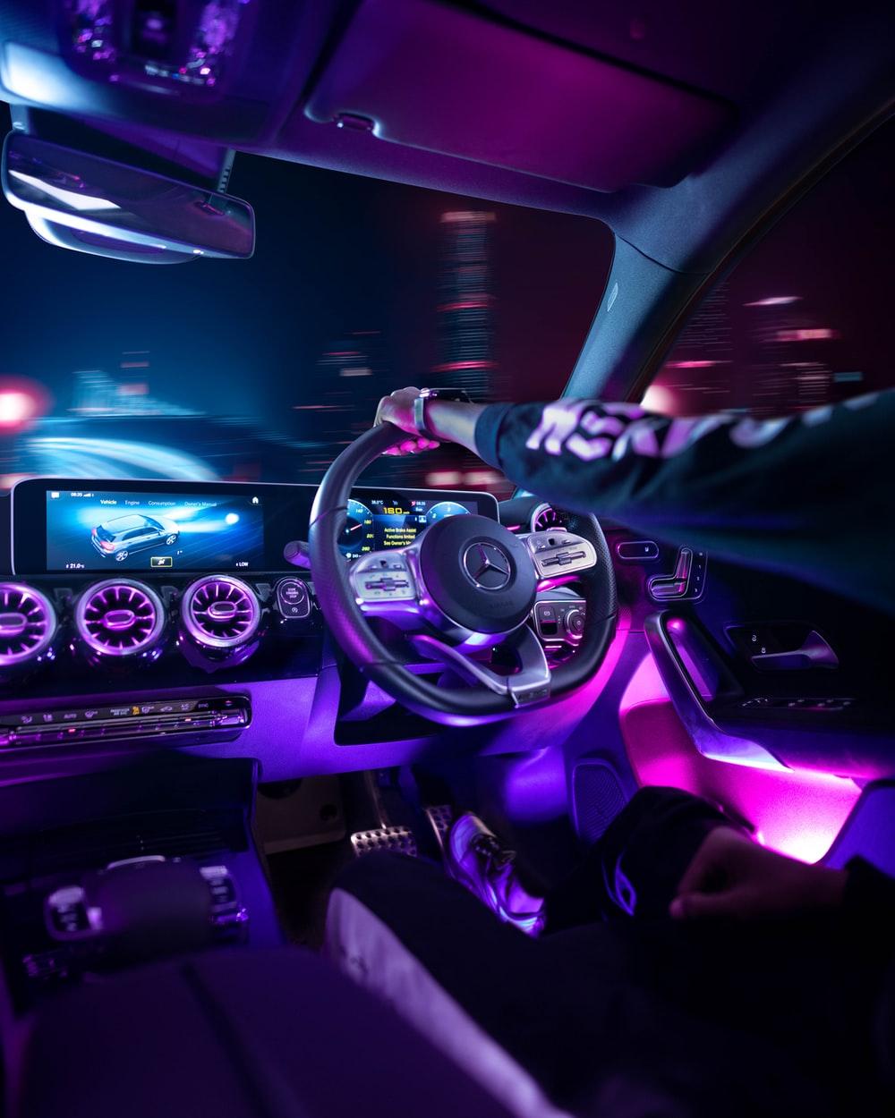 1000x1250 Purple Mercedes Benz Wallpaper