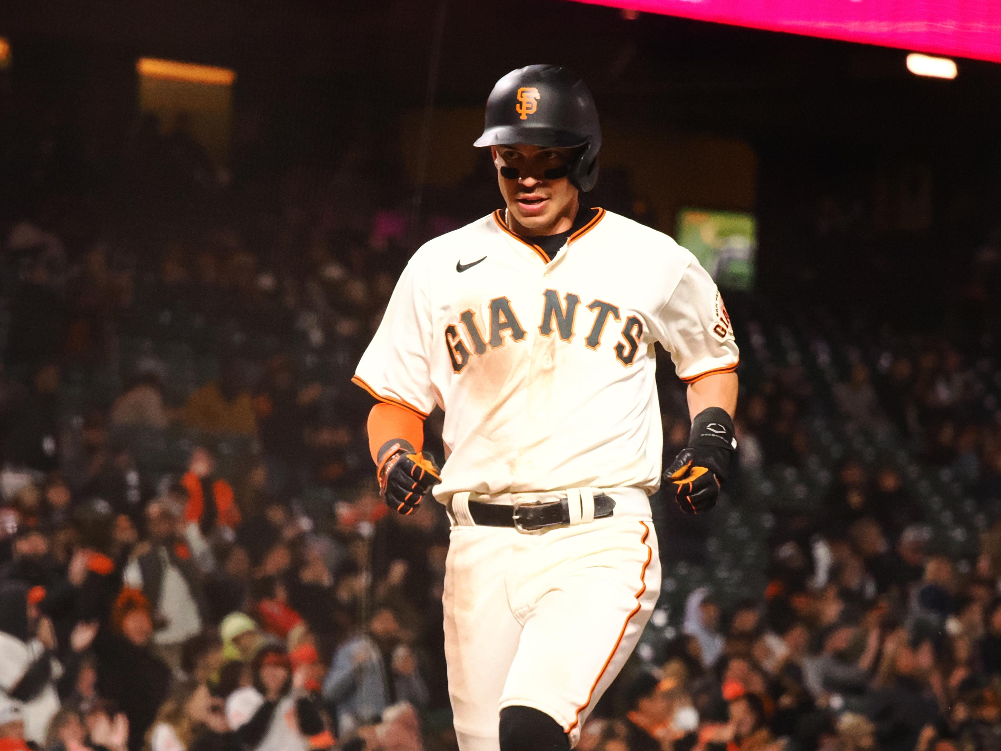 3200x2400 Astros make trade with Giants in response to Jeremy Peña, Jose Altuve injuries