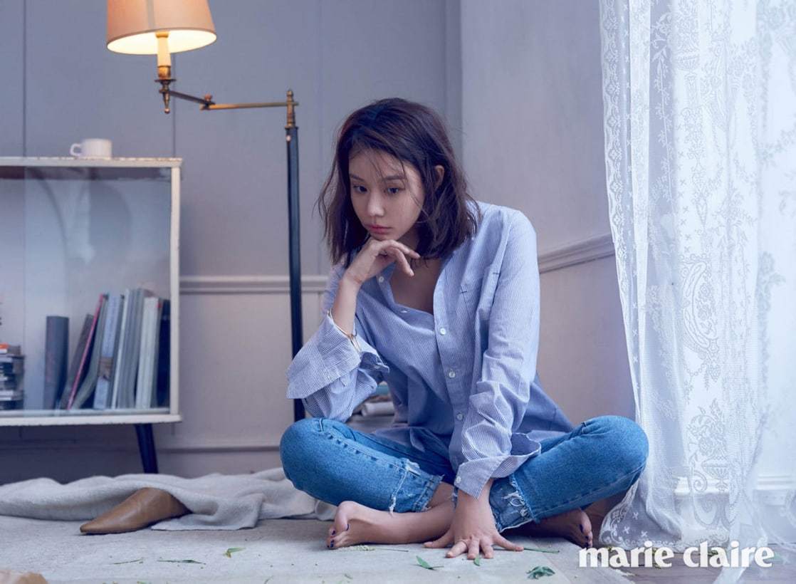 1118x820 Ah Jung Kim's Feet << WikiFeet