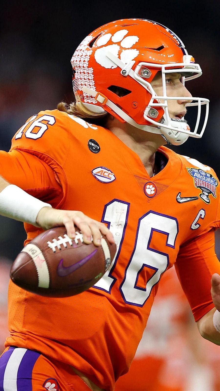 900x1600 What is a pro day in college football?
