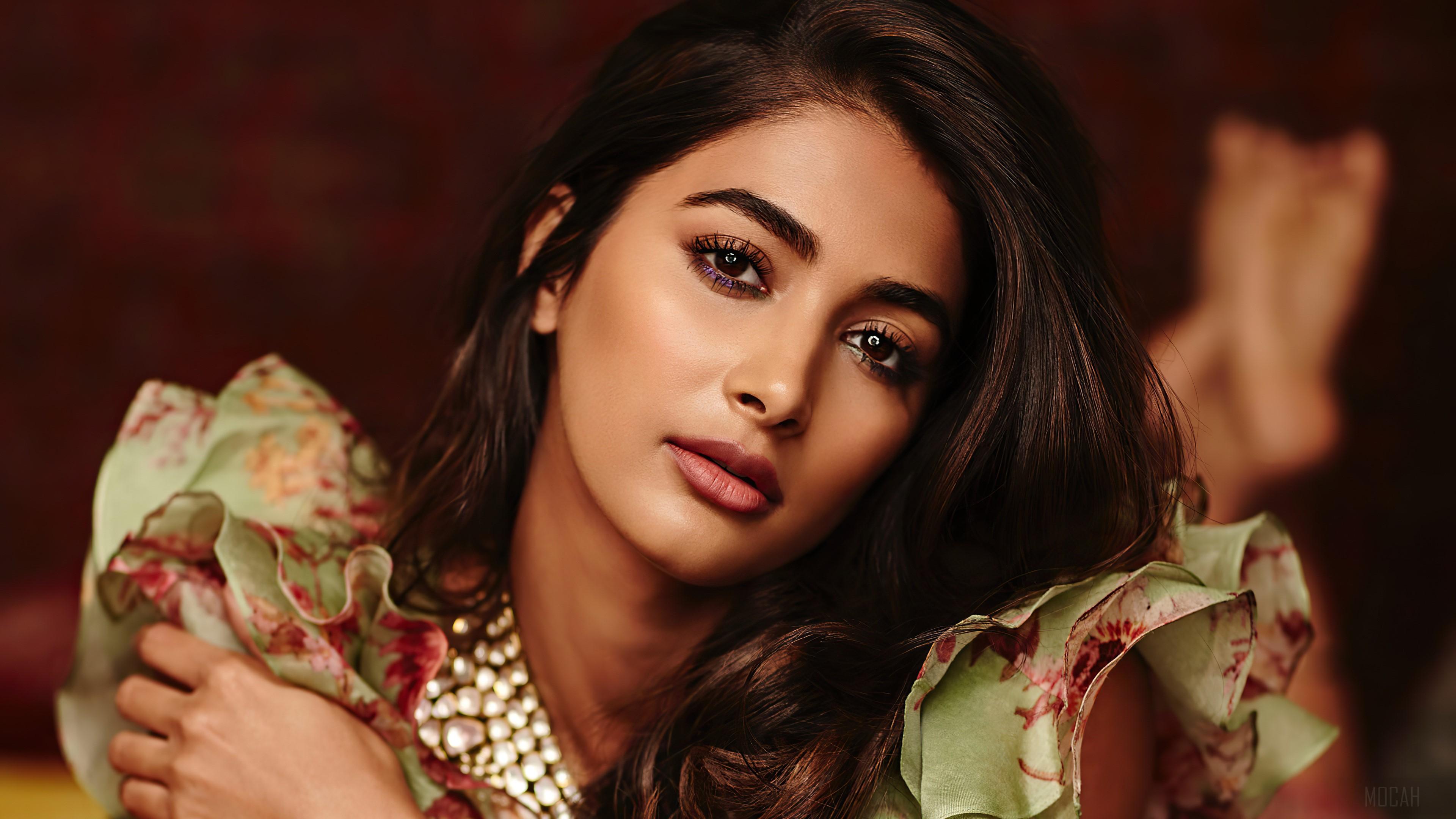 3840x2160 Pooja Hegde, Beautiful, Indian, Model, Celebrity, Women, Girls 4k Gallery HD Wallpaper