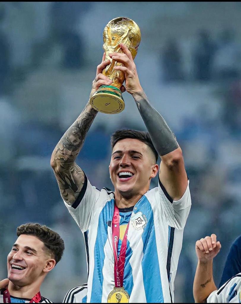 812x1024 Chelsea, Benfica Agree £105m British Transfer Record For Enzo Fernandez