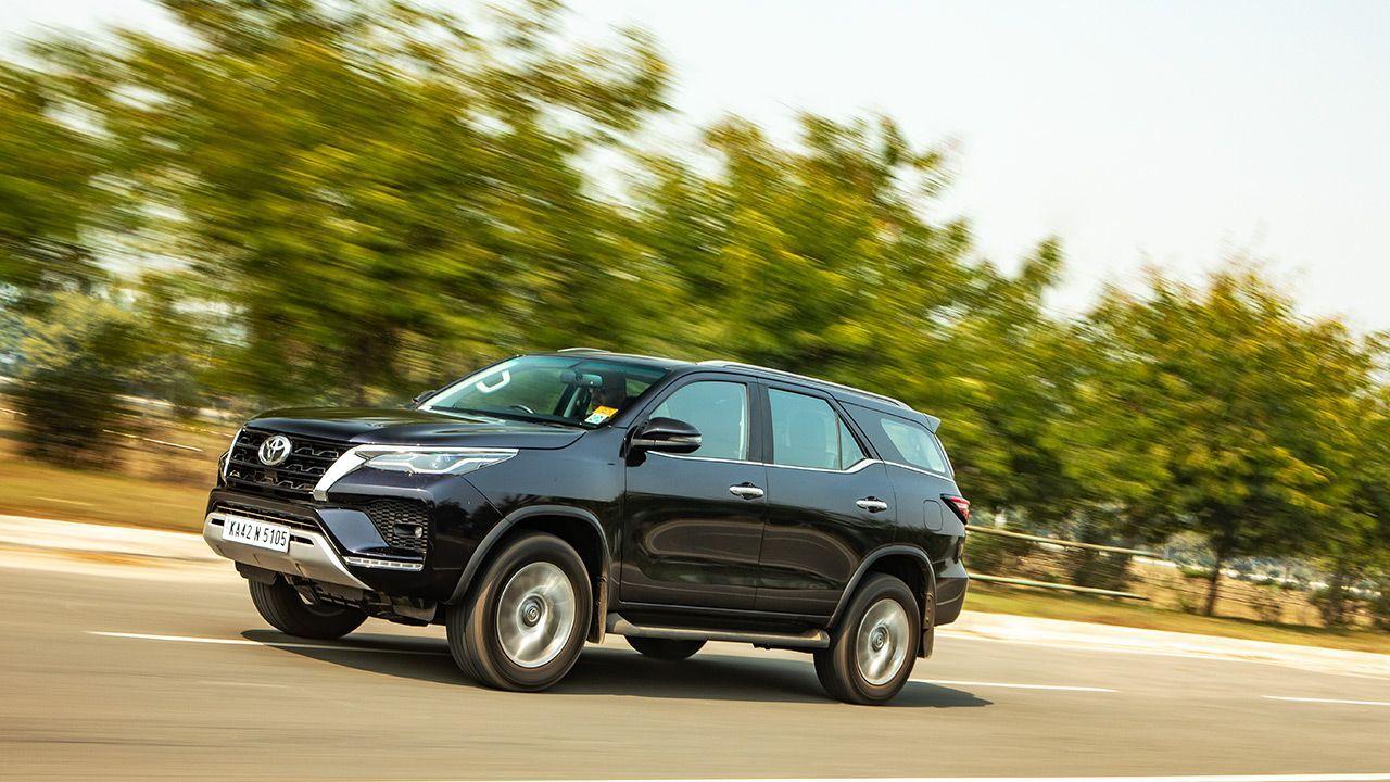 1280x720 Toyota Fortuner Image, Interior & Exterior HD Photo