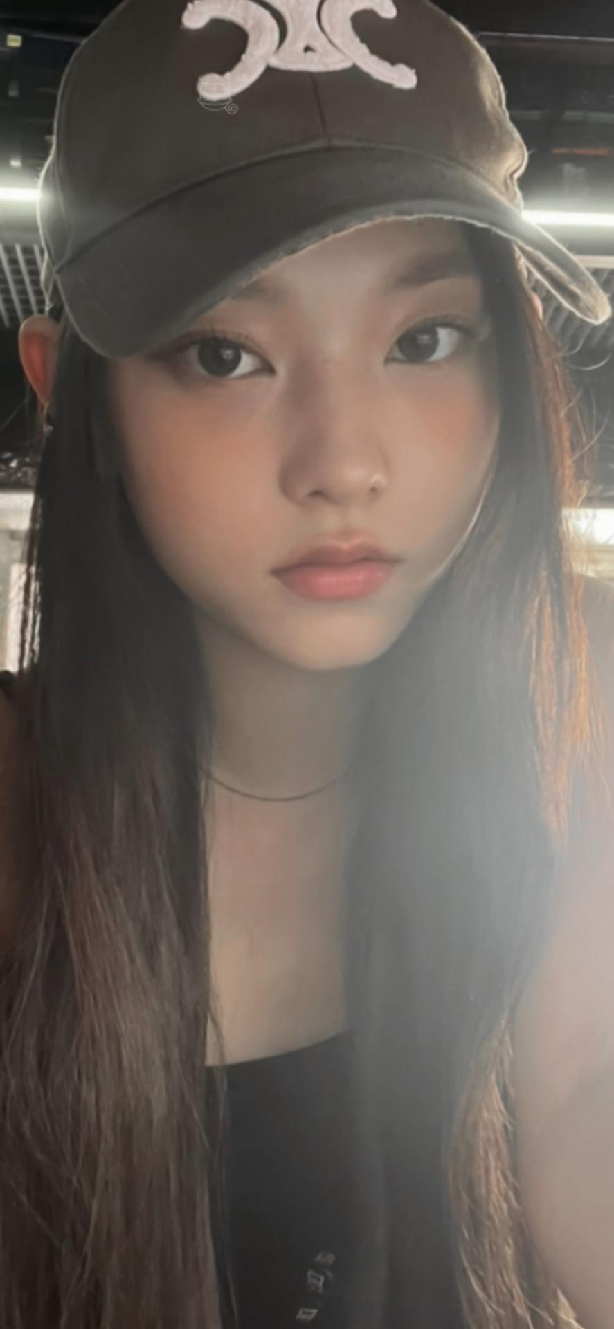 Haerin Wallpapers Top Free Haerin Backgrounds WallpaperAccess