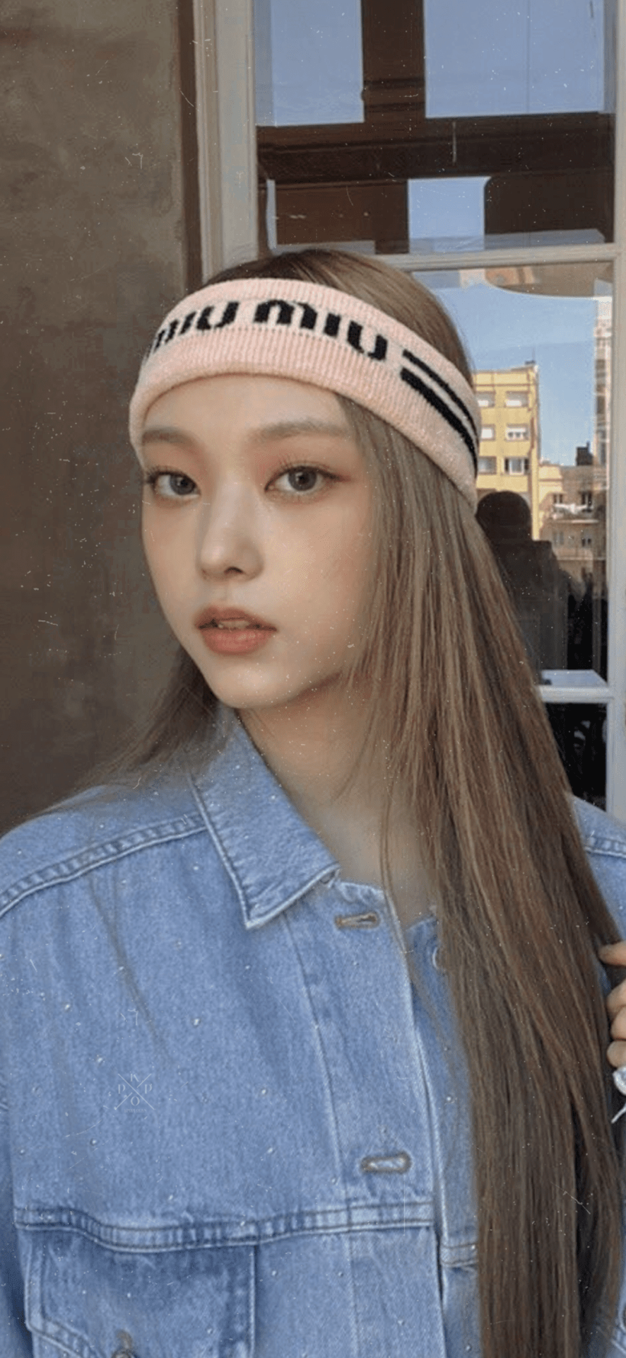 886x1920 Kpop Locks