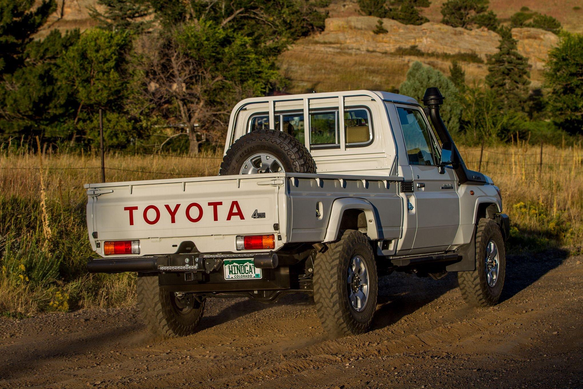 2040x1360 Toyota, Land, Cruiser, Pickup, Offroad, 4x Custom, Truck Wallpaper HD / Desktop and Mobile Background