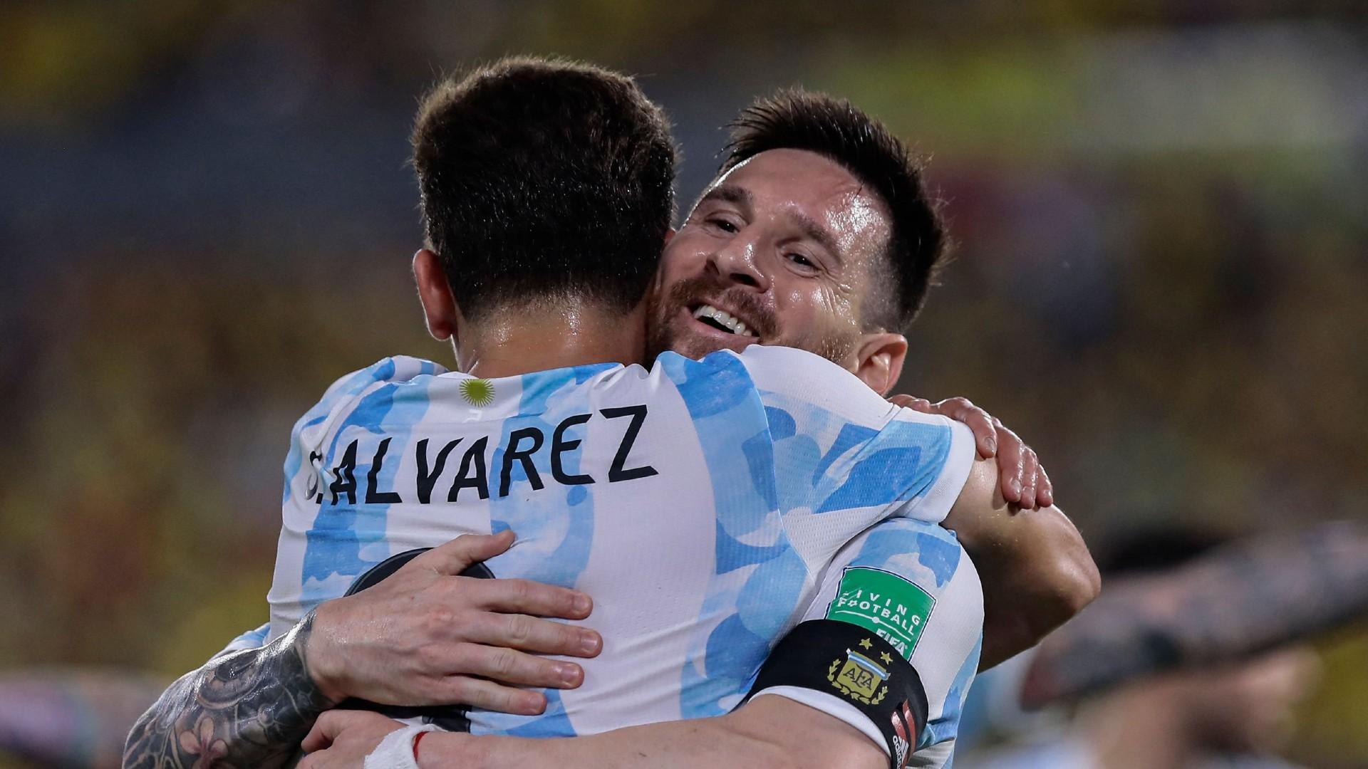 1920x1080 Messi passing the Argentina torch? Man City's Julian Alvarez scores first goal on full debut
