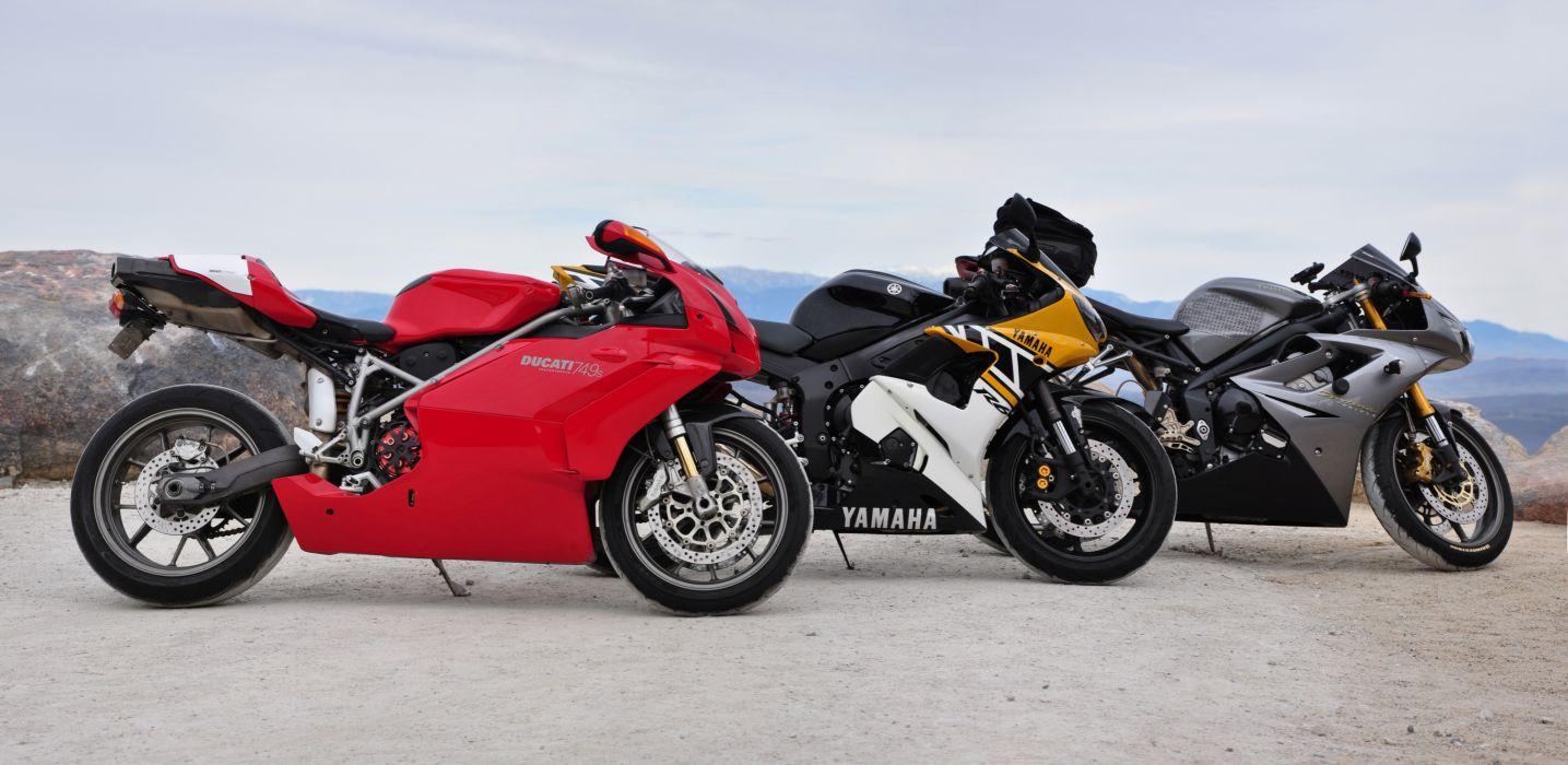 1435x700 Ducati Yamaha Triumph Sportbike wallpaperx1464