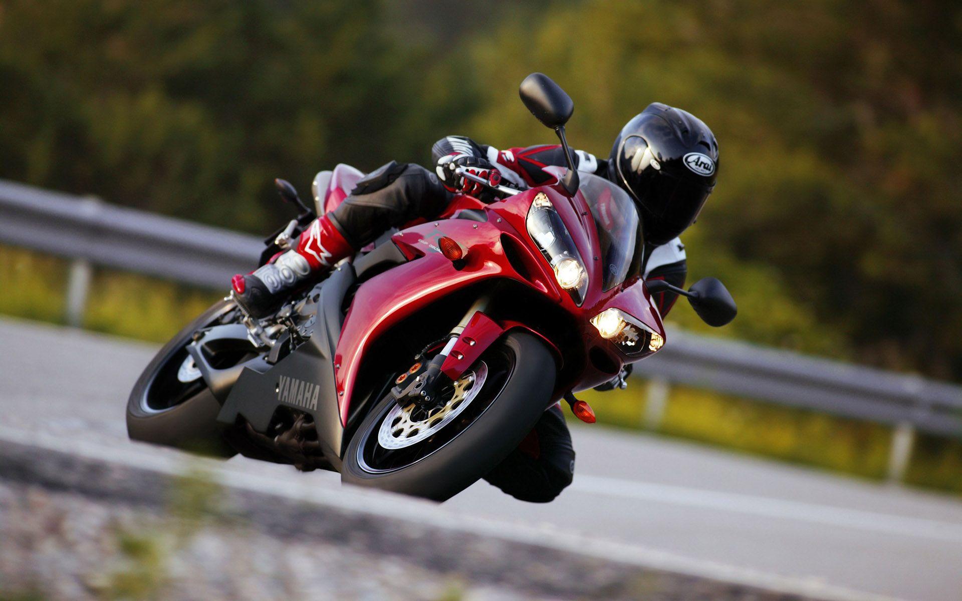 1920x1200 Yamaha Sportbike Motorcycles
