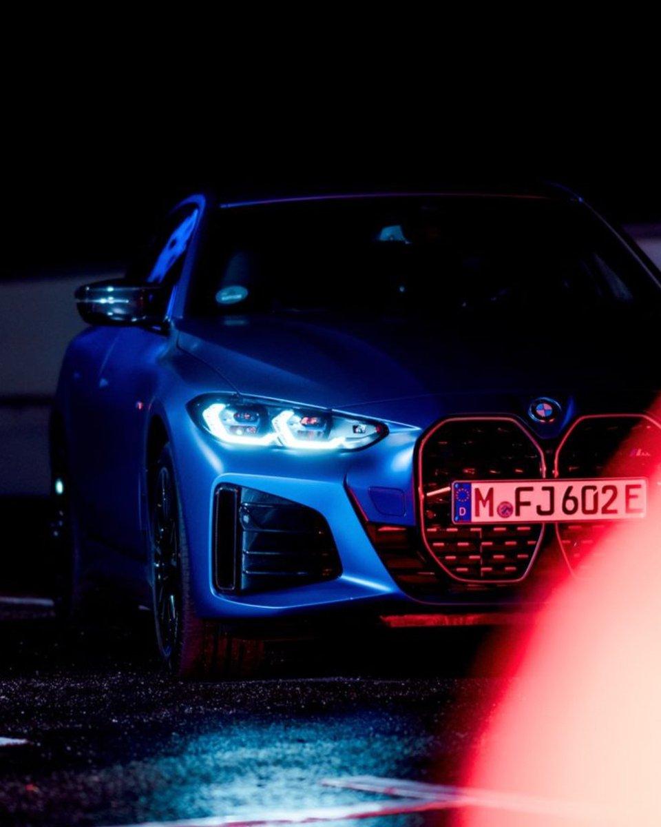 960x1200 BMW I4 M50 Wallpaper