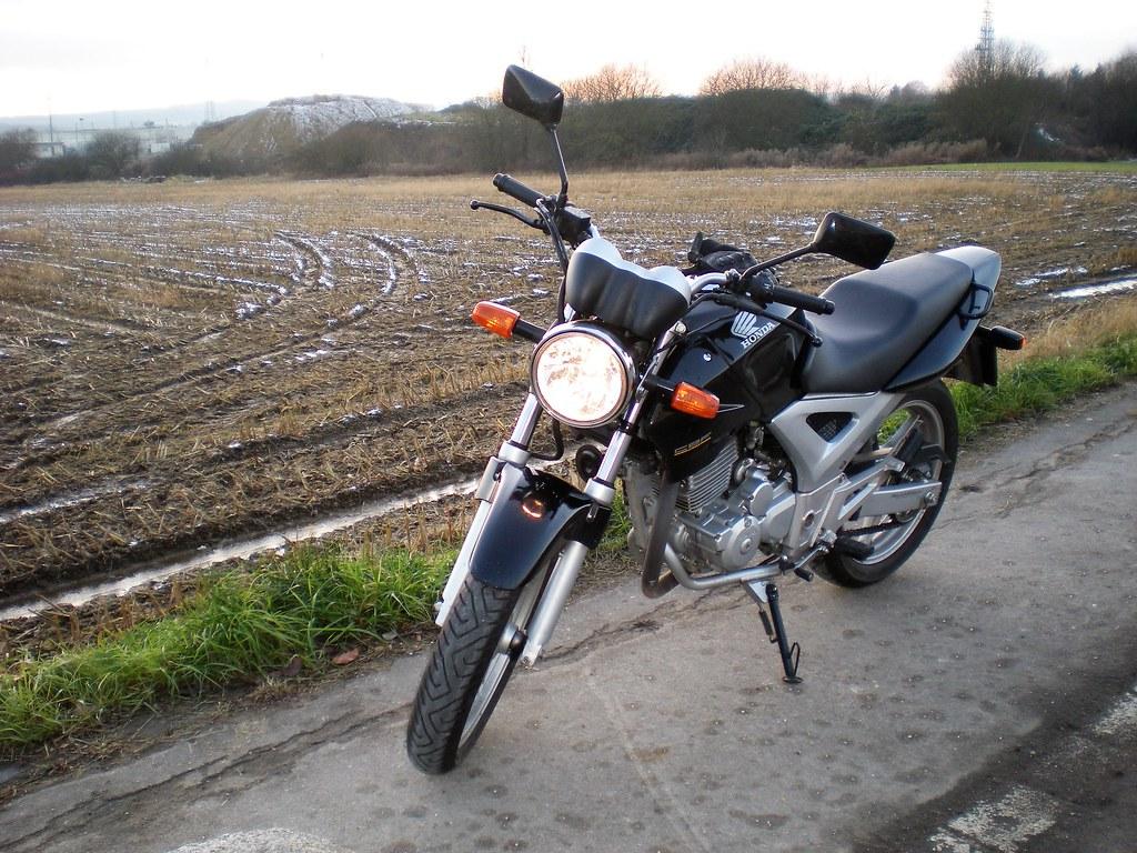 1024x768 Honda CBF 250. Used to ride this all year round, even with