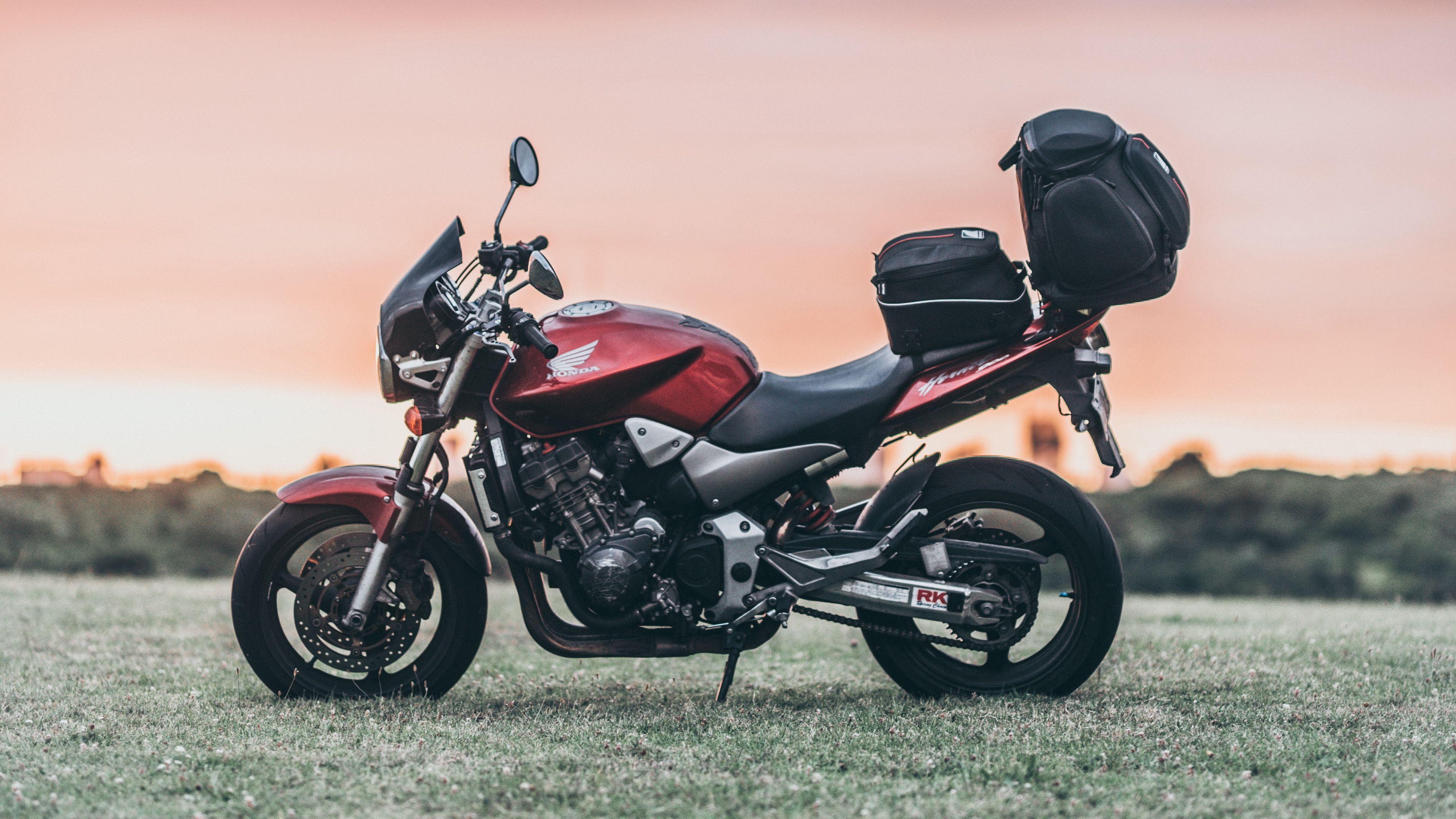 3840x2160 Download wallpaper 3840x2160 motorcycle, bike, sports, red, side view 4k uhd 16:9 HD background
