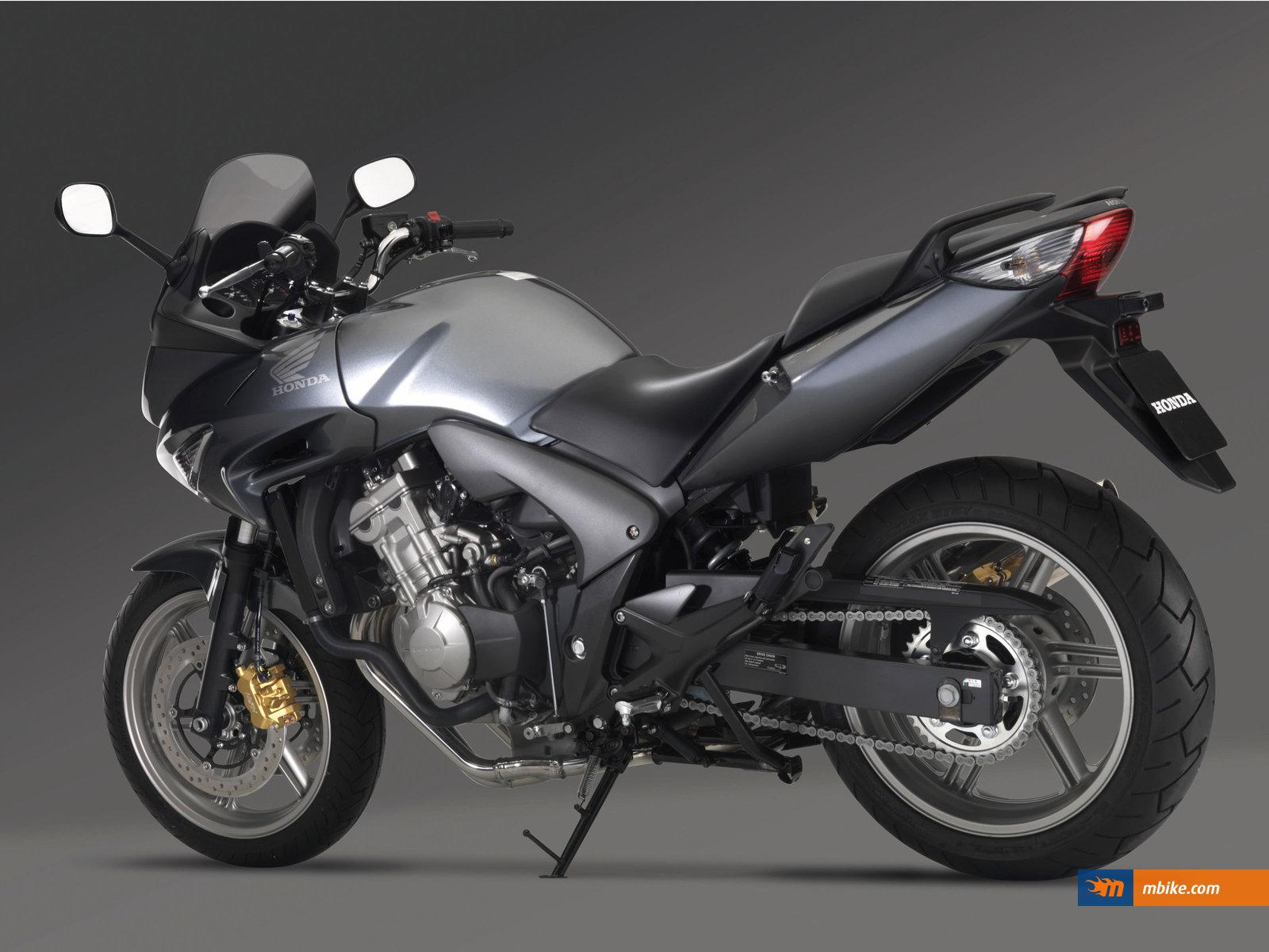 1600x1200 Honda CBF 600 S ABS Wallpaper
