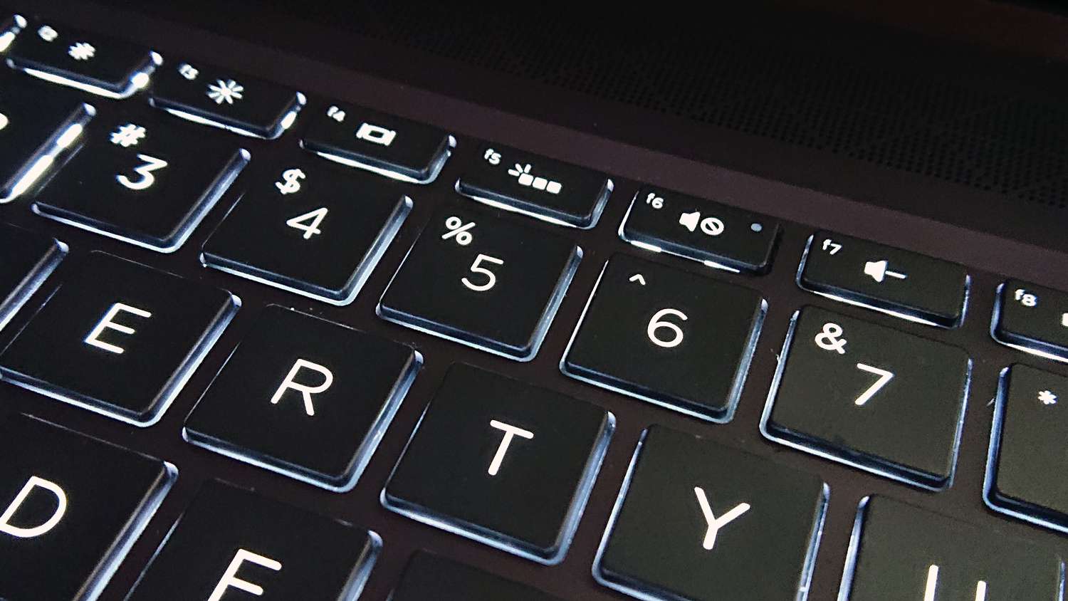 1500x844 How to Turn on the Keyboard Light on an HP Laptop