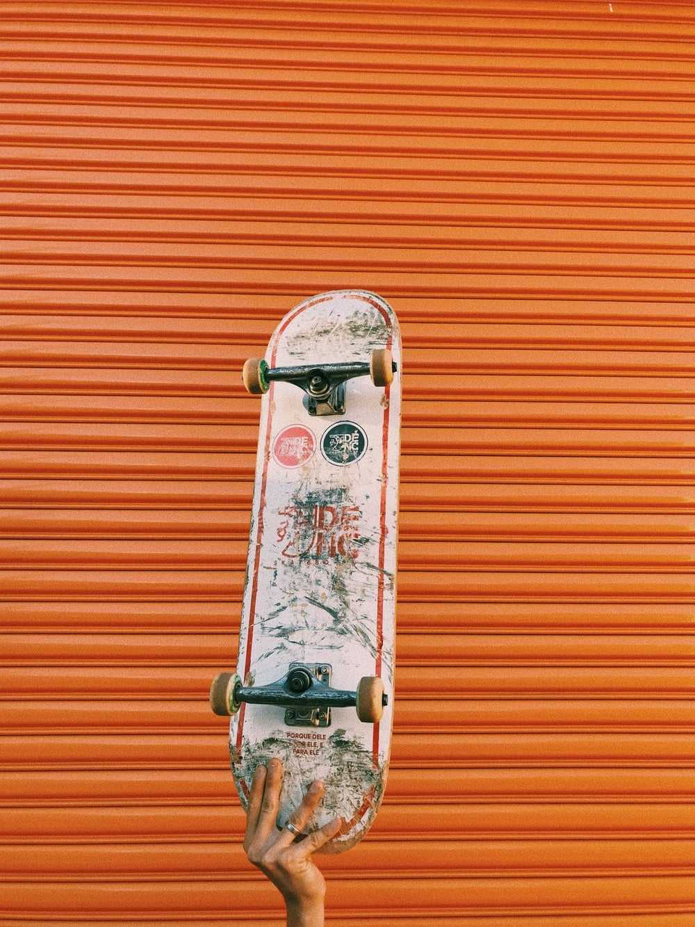1000x1333 Skateboard Wallpaper