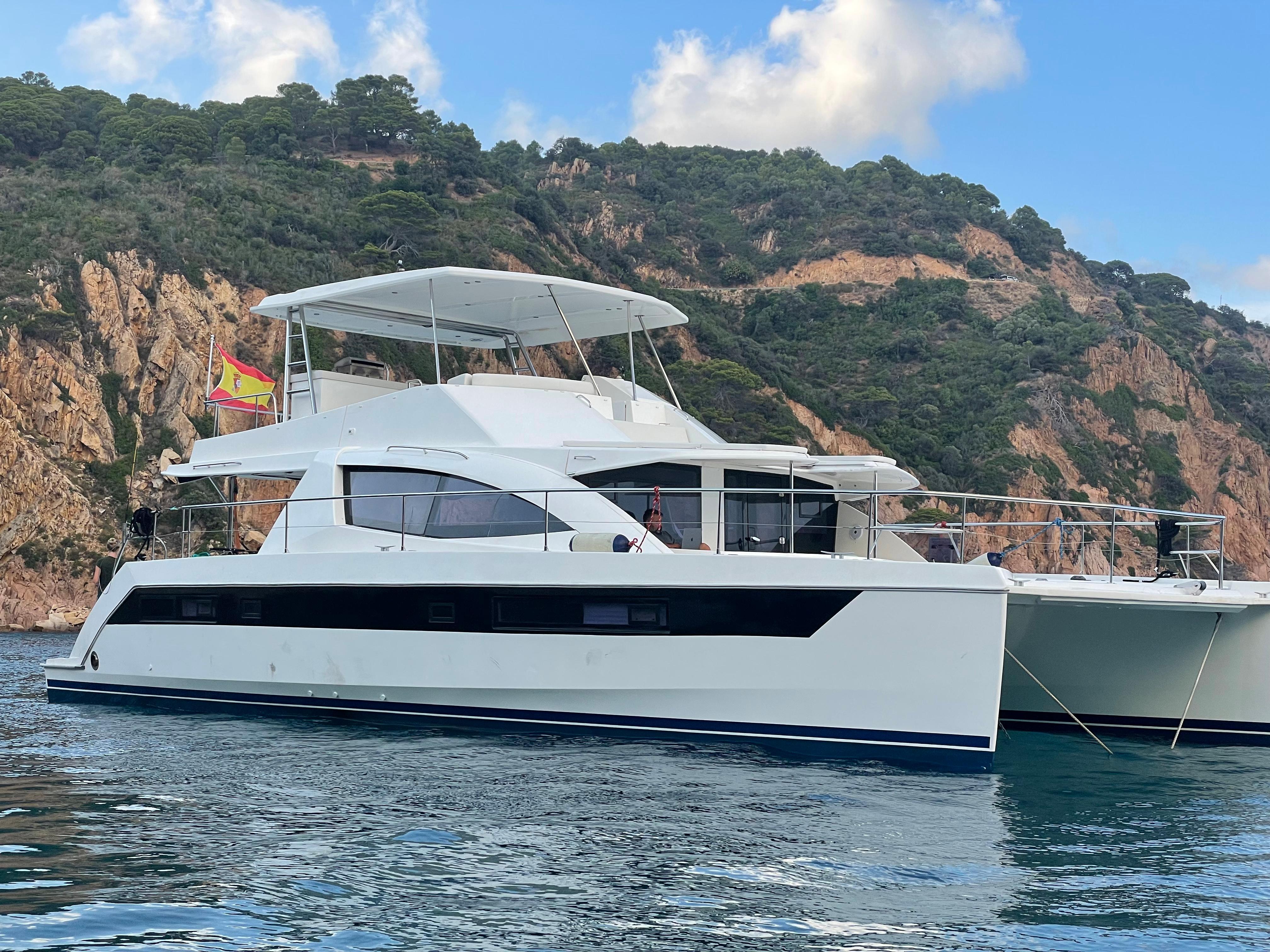 4032x3024 Leopard 51 Powercat, Used Catamarans Multihull Company